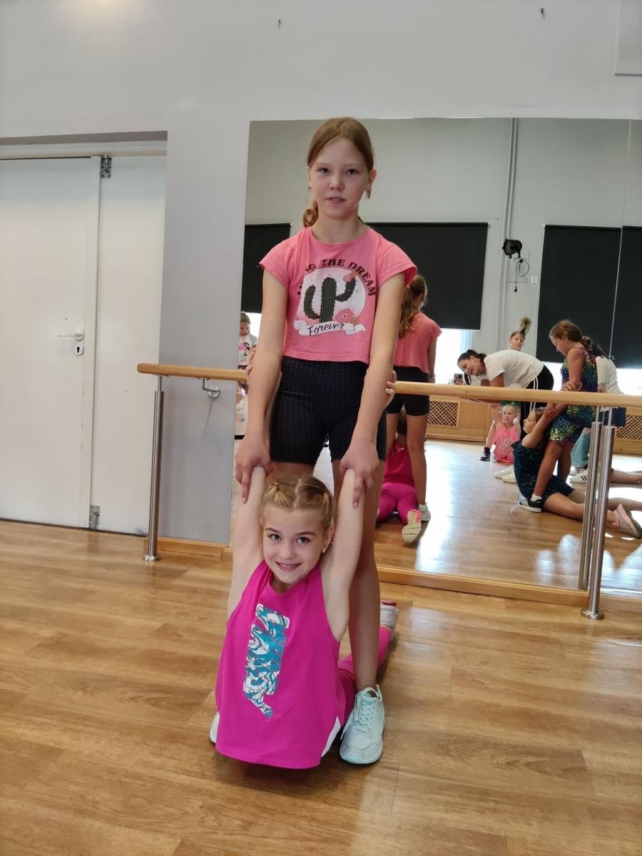 Zdjęcie w galerii na portalu naszraciborz.pl: Summer Dance Week. Warsztaty taneczne w MDK-u wiadomości z regionu