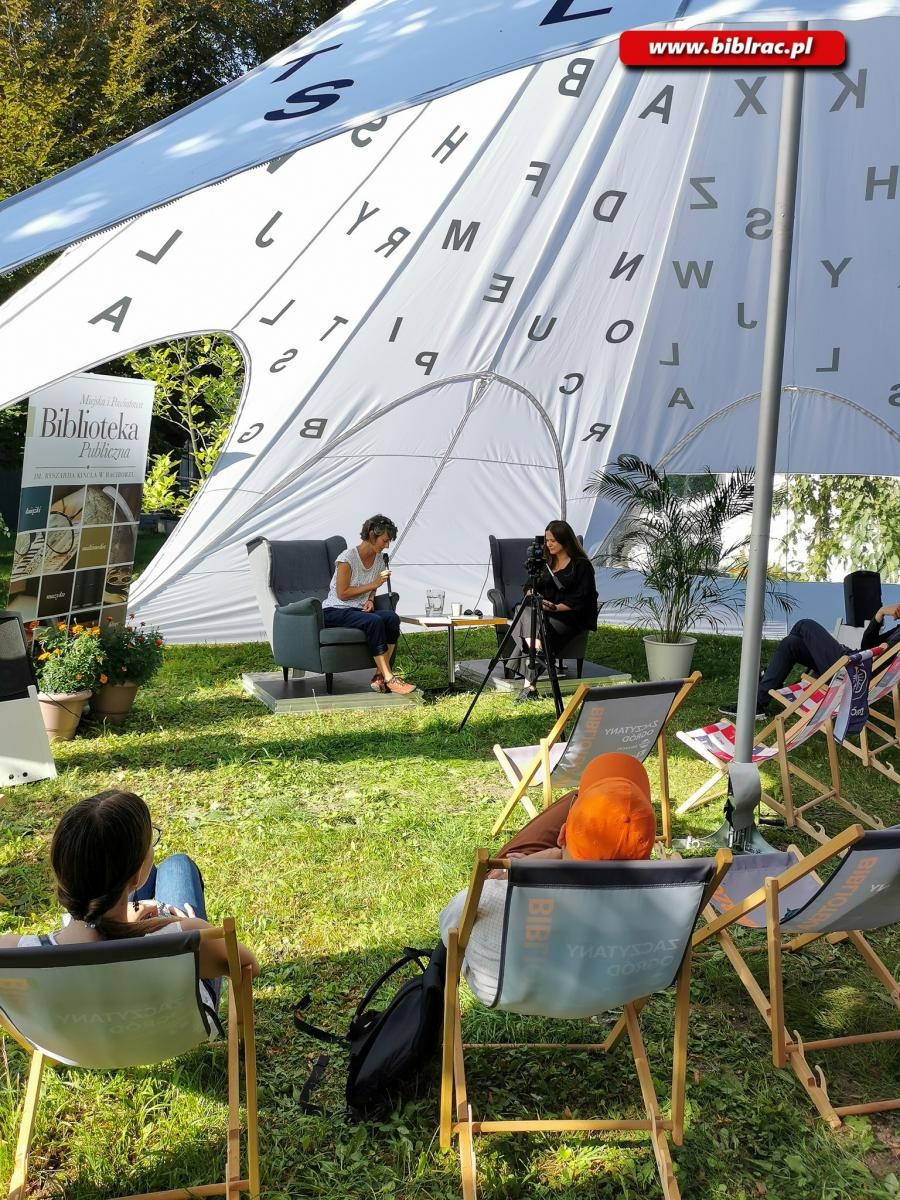 Zdjęcie w galerii na portalu naszraciborz.pl: Festiwal Miedzianka Po Drodze i gwiazdy literatury w Raciborzu wiadomości z regionu