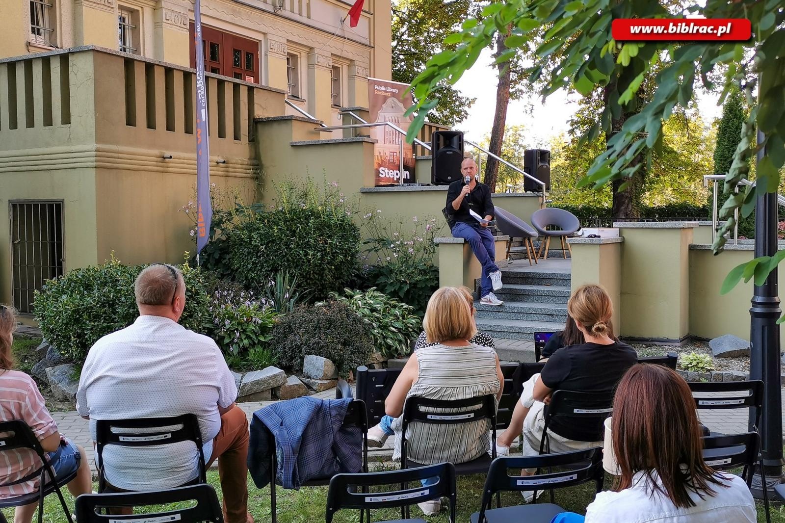 Zdjęcie w galerii na portalu naszraciborz.pl: Festiwal Miedzianka Po Drodze i gwiazdy literatury w Raciborzu wiadomości z regionu