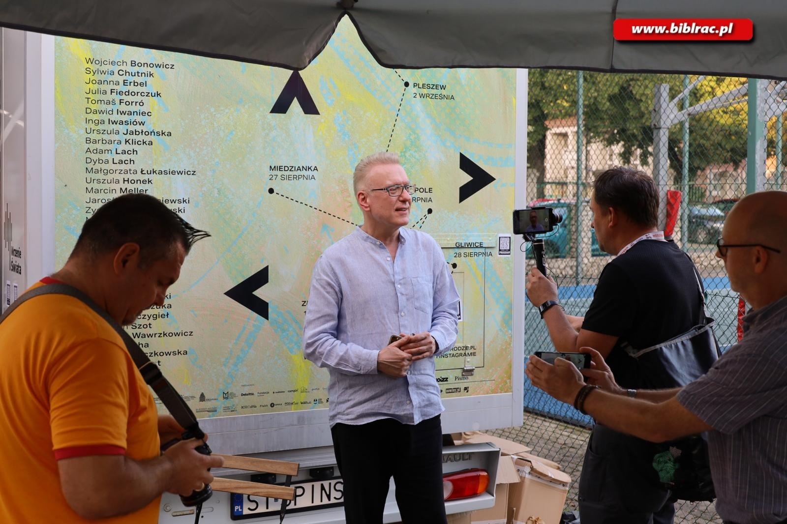 Zdjęcie w galerii na portalu naszraciborz.pl: Festiwal Miedzianka Po Drodze i gwiazdy literatury w Raciborzu wiadomości z regionu