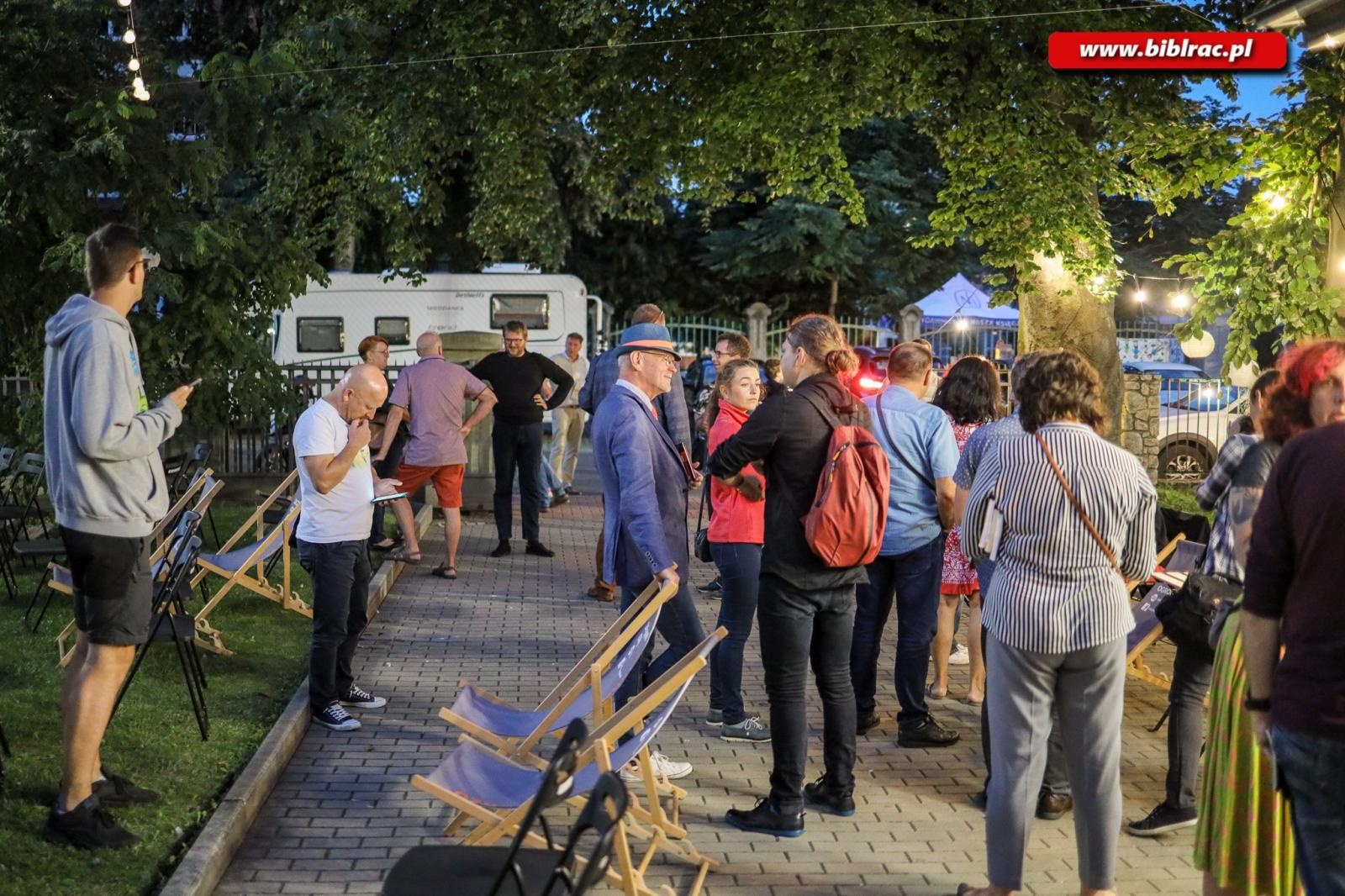 Zdjęcie w galerii na portalu naszraciborz.pl: Festiwal Miedzianka Po Drodze i gwiazdy literatury w Raciborzu wiadomości z regionu