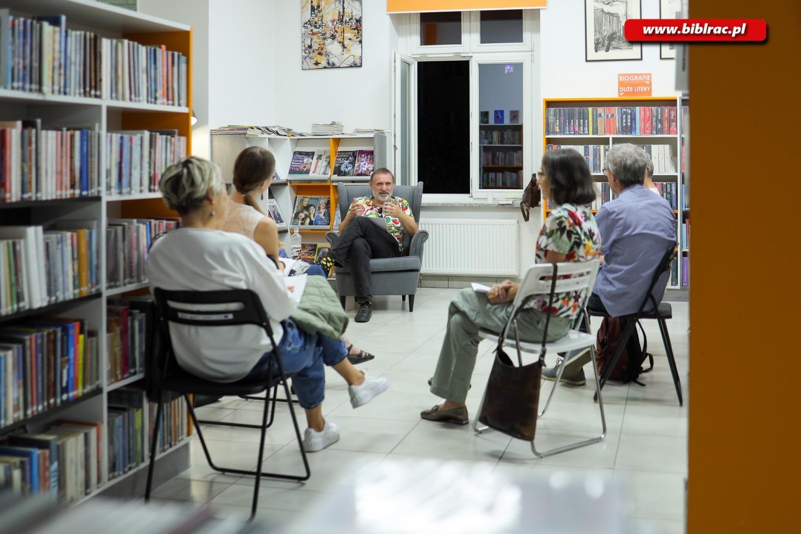 Zdjęcie w galerii na portalu naszraciborz.pl: Festiwal Miedzianka Po Drodze i gwiazdy literatury w Raciborzu wiadomości z regionu