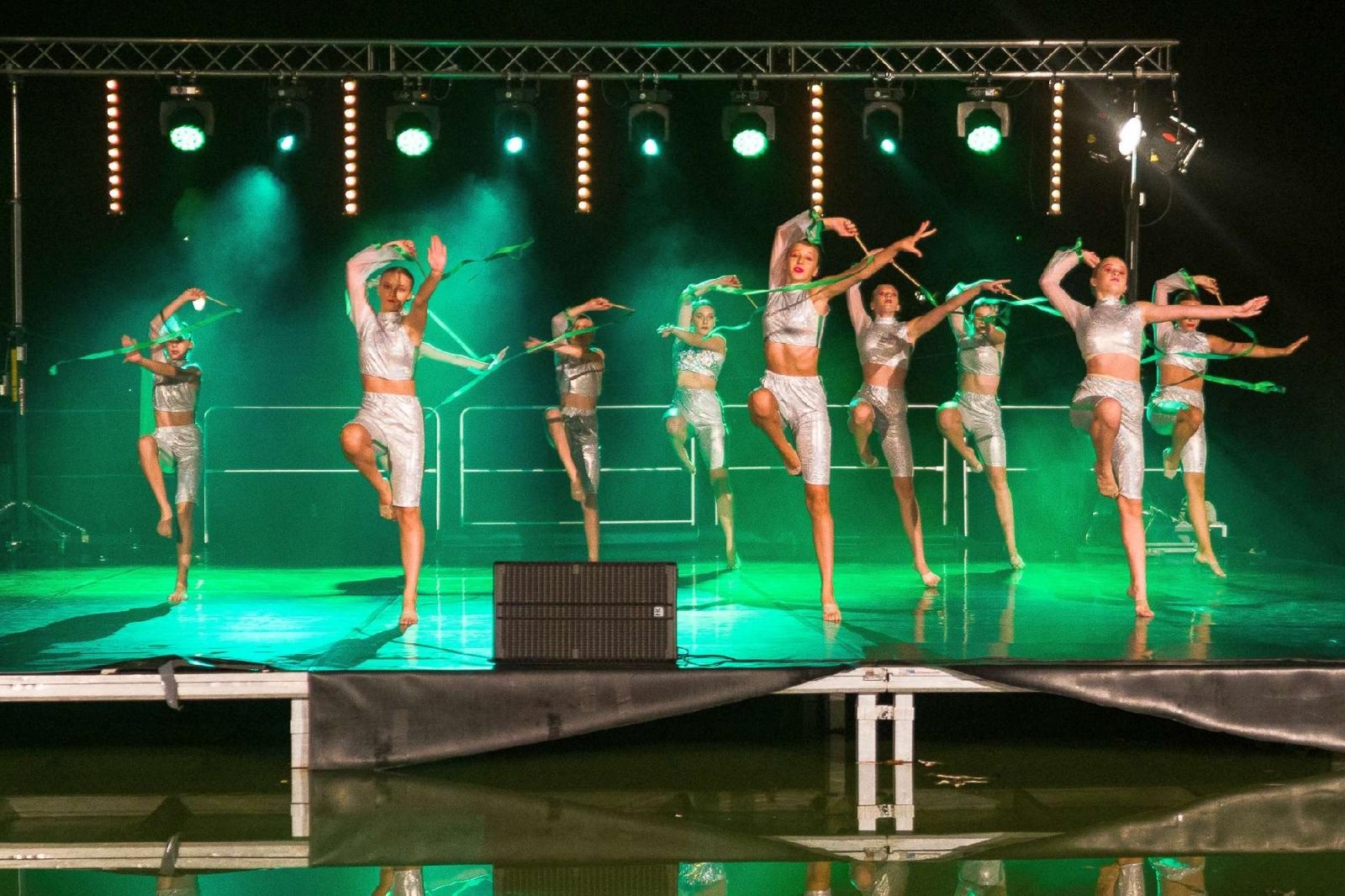 Zdjęcie w galerii na portalu naszraciborz.pl: Ach co to był za wieczór! Widowisko na wodzie na bis [FOTO] wiadomości z regionu