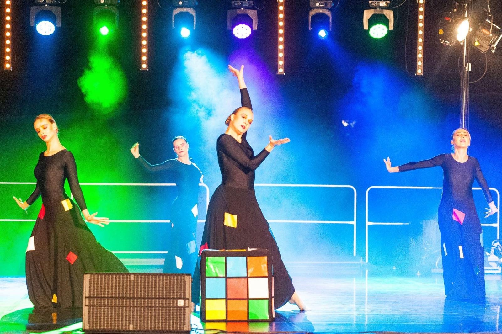 Zdjęcie w galerii na portalu naszraciborz.pl: Ach co to był za wieczór! Widowisko na wodzie na bis [FOTO] wiadomości z regionu