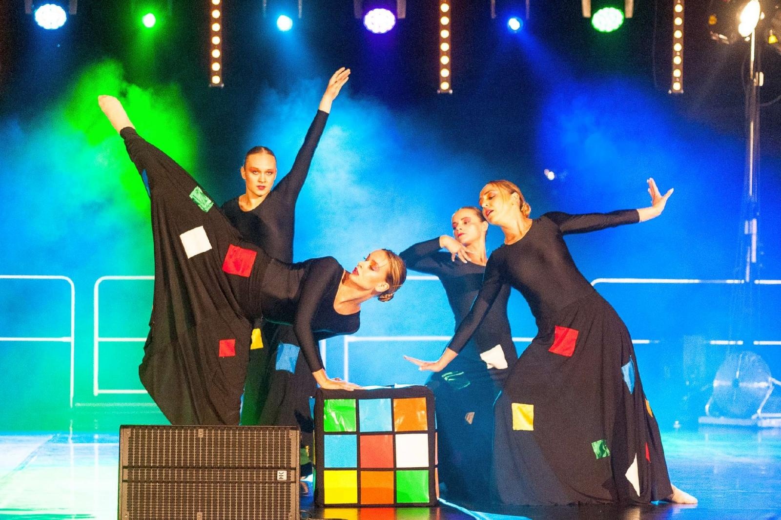 Zdjęcie w galerii na portalu naszraciborz.pl: Ach co to był za wieczór! Widowisko na wodzie na bis [FOTO] wiadomości z regionu