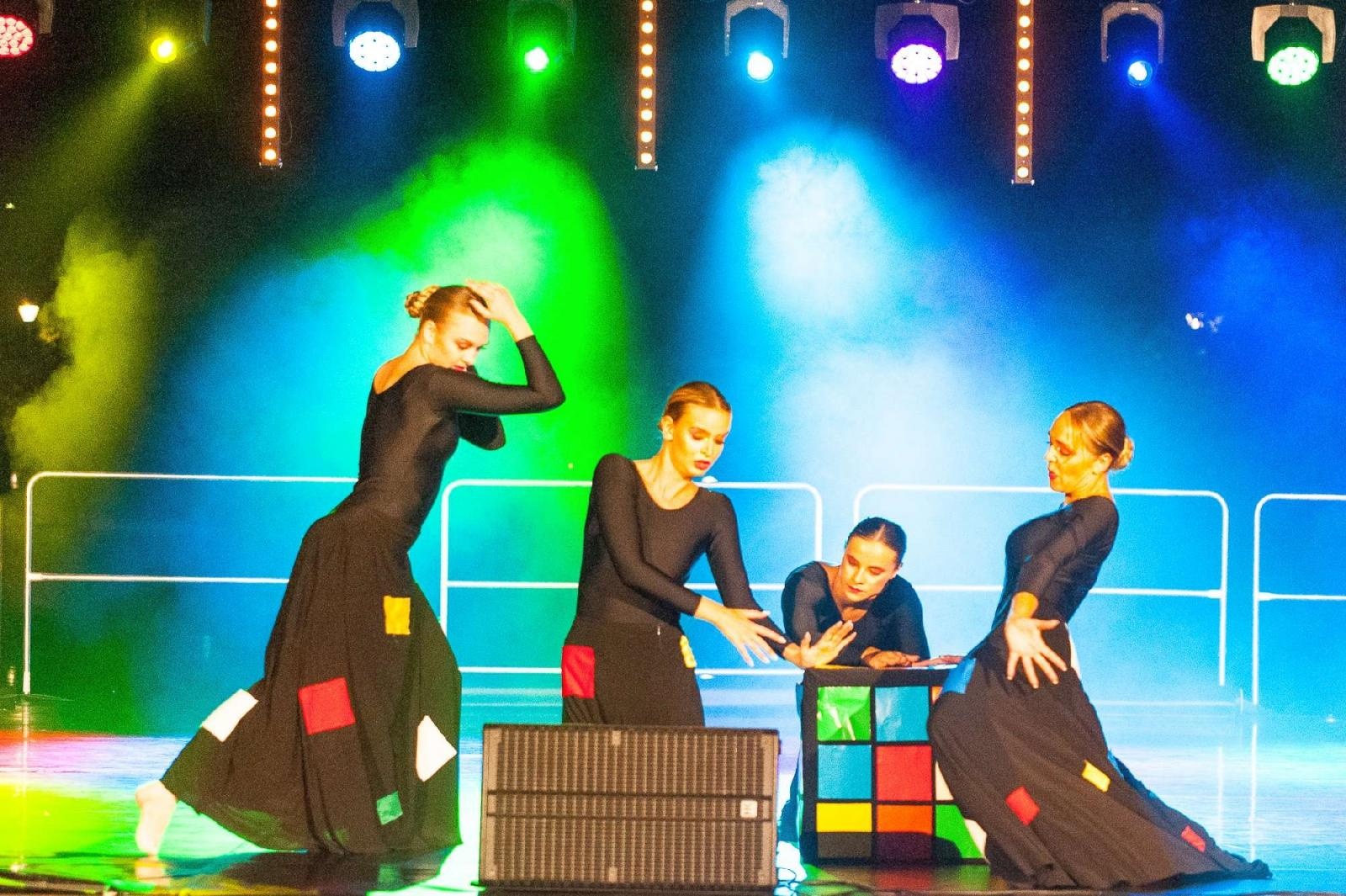 Zdjęcie w galerii na portalu naszraciborz.pl: Ach co to był za wieczór! Widowisko na wodzie na bis [FOTO] wiadomości z regionu