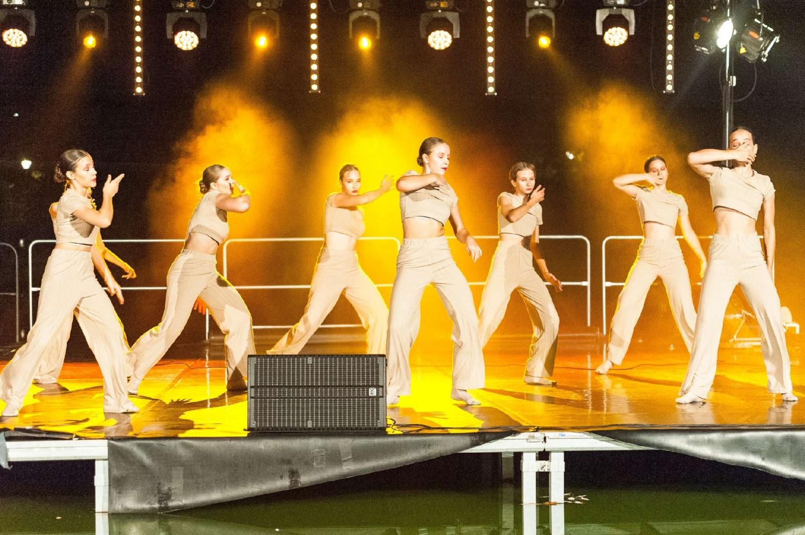 Zdjęcie w galerii na portalu naszraciborz.pl: Ach co to był za wieczór! Widowisko na wodzie na bis [FOTO] wiadomości z regionu