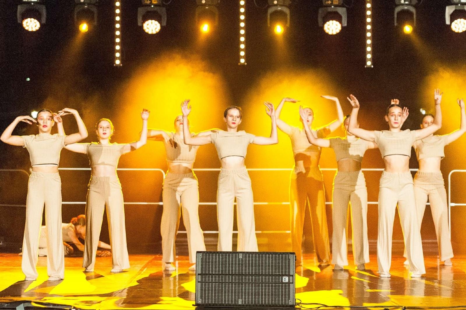 Zdjęcie w galerii na portalu naszraciborz.pl: Ach co to był za wieczór! Widowisko na wodzie na bis [FOTO] wiadomości z regionu