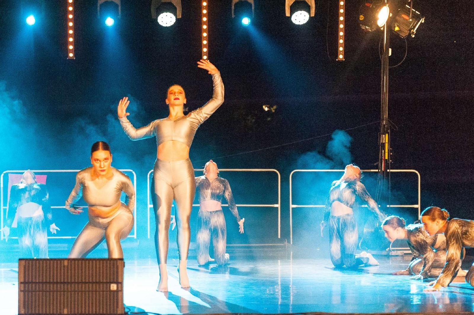 Zdjęcie w galerii na portalu naszraciborz.pl: Ach co to był za wieczór! Widowisko na wodzie na bis [FOTO] wiadomości z regionu