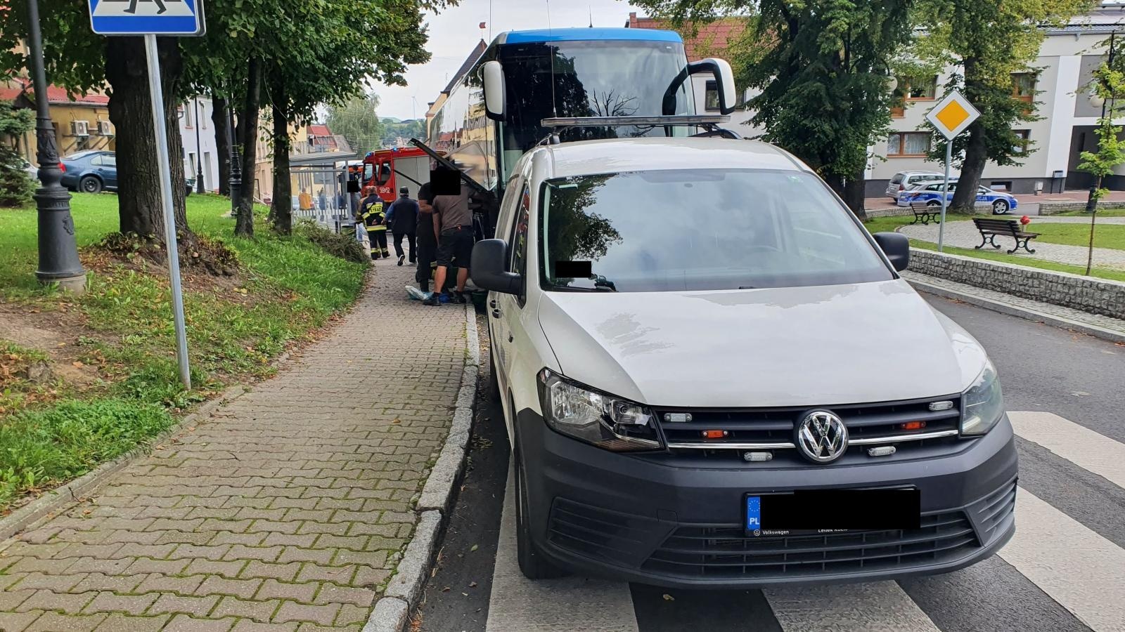 Zdjęcie w galerii na portalu naszraciborz.pl: Raport 998. Uszkodzony gazociąg w Rudyszwałdzie. Wyciek w Krzanowicach wiadomości z regionu