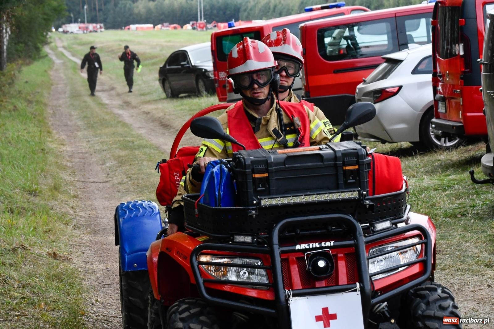 Zdjęcie w galerii na portalu naszraciborz.pl: Wielkie ogólnopolskie strażackie manewry w Kuźni Raciborskiej [FOTO i WIDEO] wiadomości z regionu
