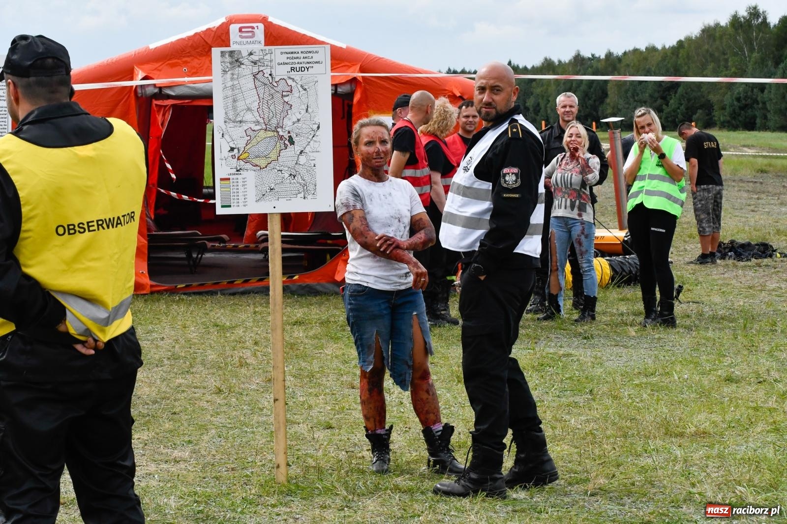 Zdjęcie w galerii na portalu naszraciborz.pl: Wielkie ogólnopolskie strażackie manewry w Kuźni Raciborskiej [FOTO i WIDEO] wiadomości z regionu