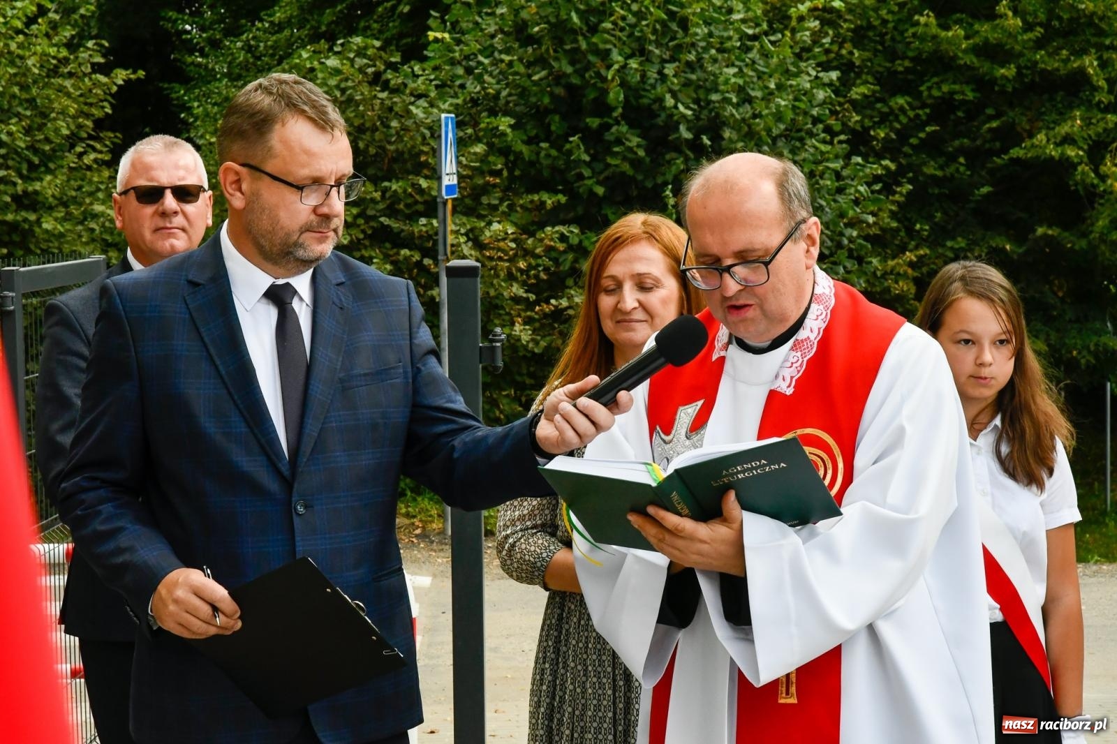 Zdjęcie w galerii na portalu naszraciborz.pl: W Rzuchowie otwarto nowy budynek szkolno-przedszkolny [FOTO i WIDEO] wiadomości z regionu