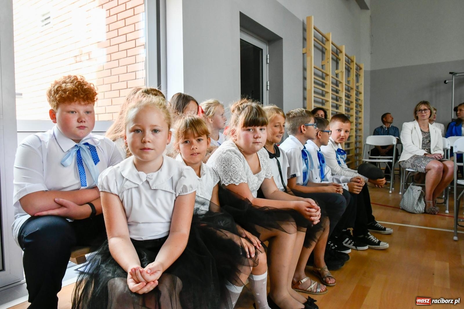 Zdjęcie w galerii na portalu naszraciborz.pl: W Rzuchowie otwarto nowy budynek szkolno-przedszkolny [FOTO i WIDEO] wiadomości z regionu
