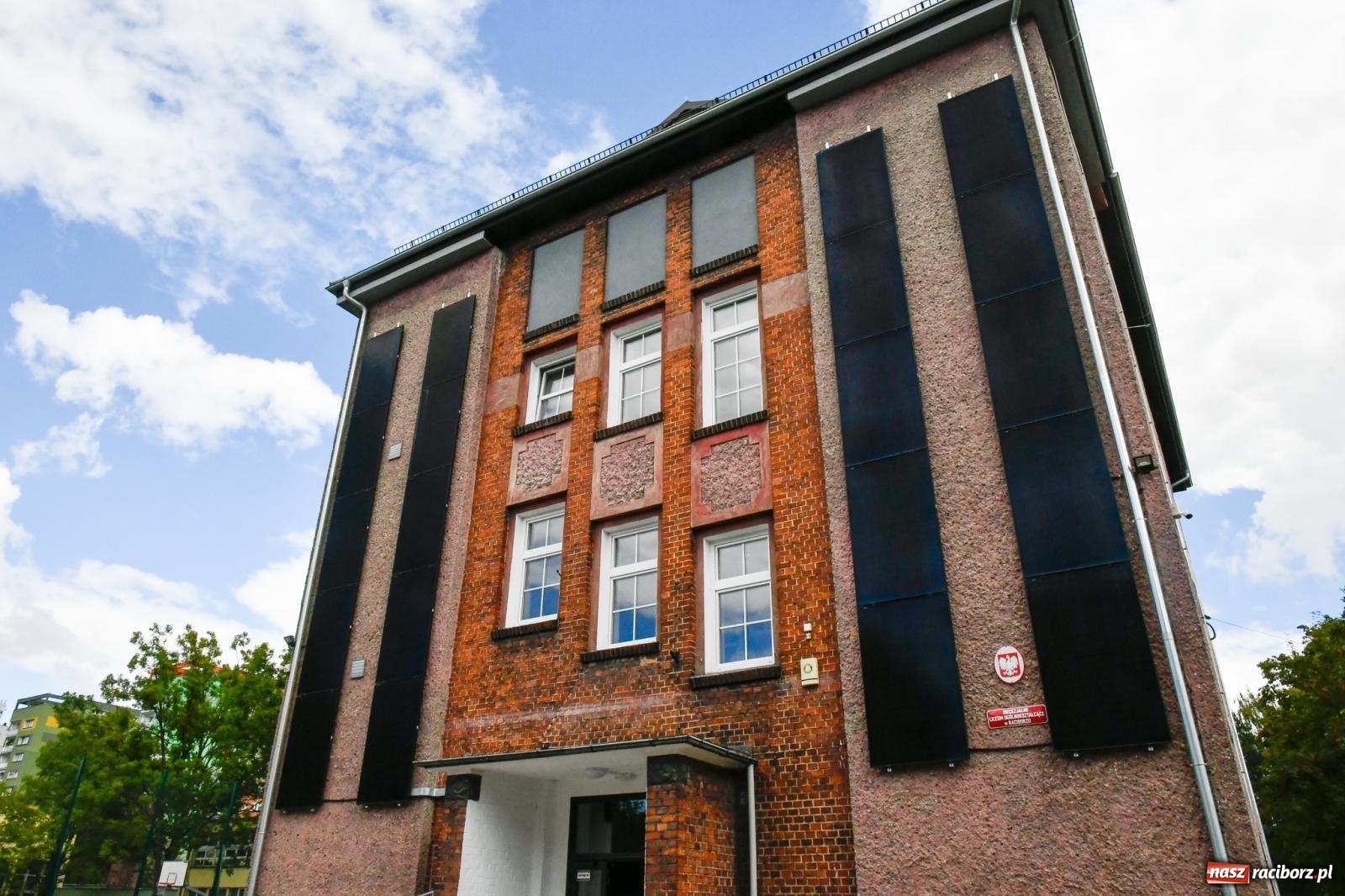 Zdjęcie w galerii na portalu naszraciborz.pl: Diecezjalne LO w Raciborzu wróciło do swojego budynku [FOTO i WIDEO] wiadomości z regionu