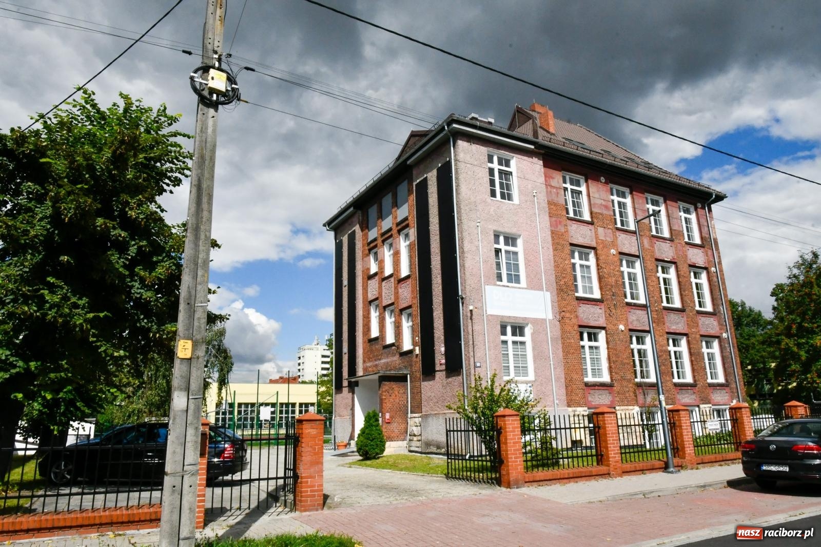 Zdjęcie w galerii na portalu naszraciborz.pl: Diecezjalne LO w Raciborzu wróciło do swojego budynku [FOTO i WIDEO] wiadomości z regionu