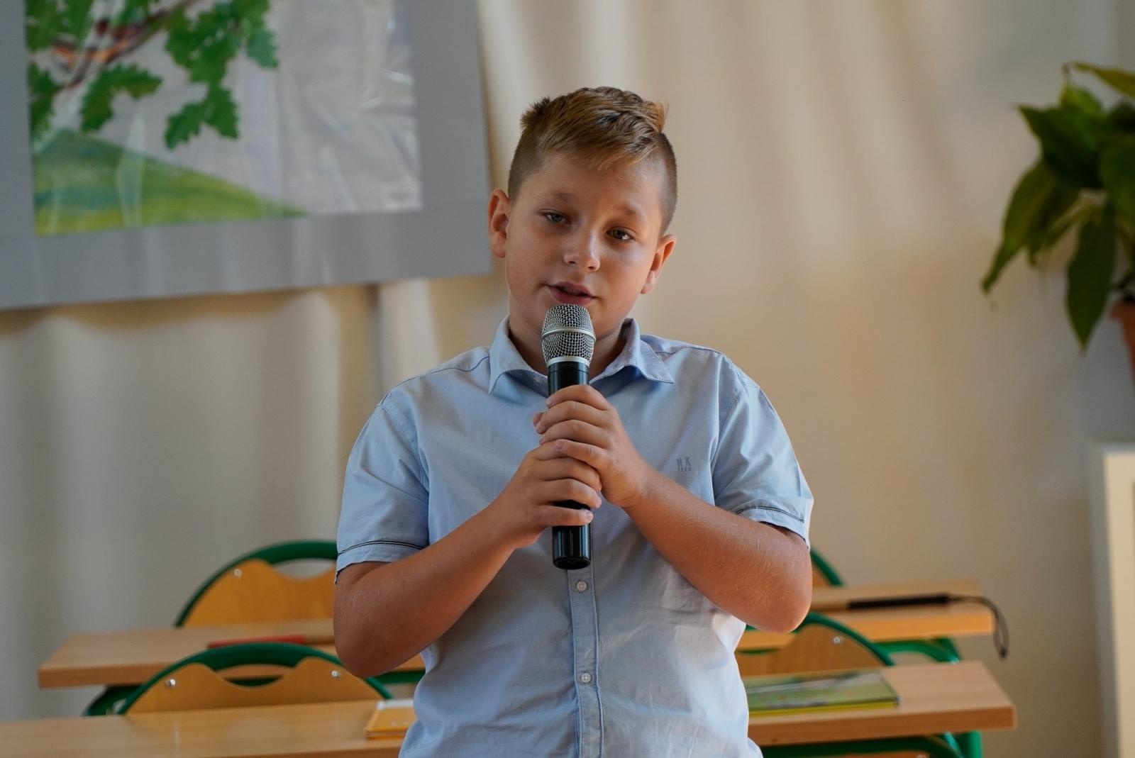 Zdjęcie w galerii na portalu naszraciborz.pl: Wakacji nadszedł kres. Na Płoni przywitano nowy rok szkolny [FOTO i WIDEO] wiadomości z regionu