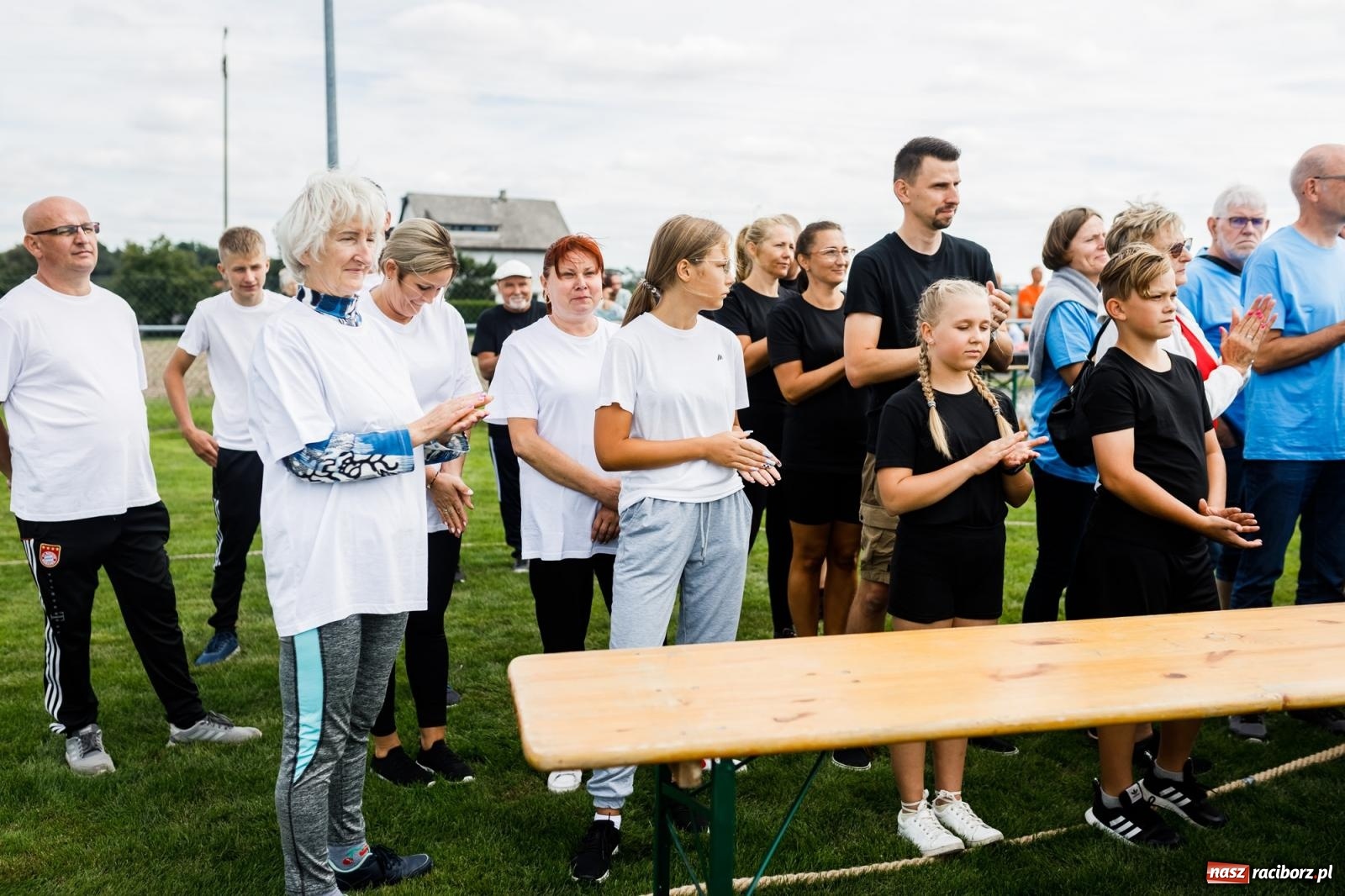Zdjęcie w galerii na portalu naszraciborz.pl: W Borucinie nikt się nie oszczędzał. Polsko-czeski turniej sołectw [FOTO i WIDEO] wiadomości z regionu