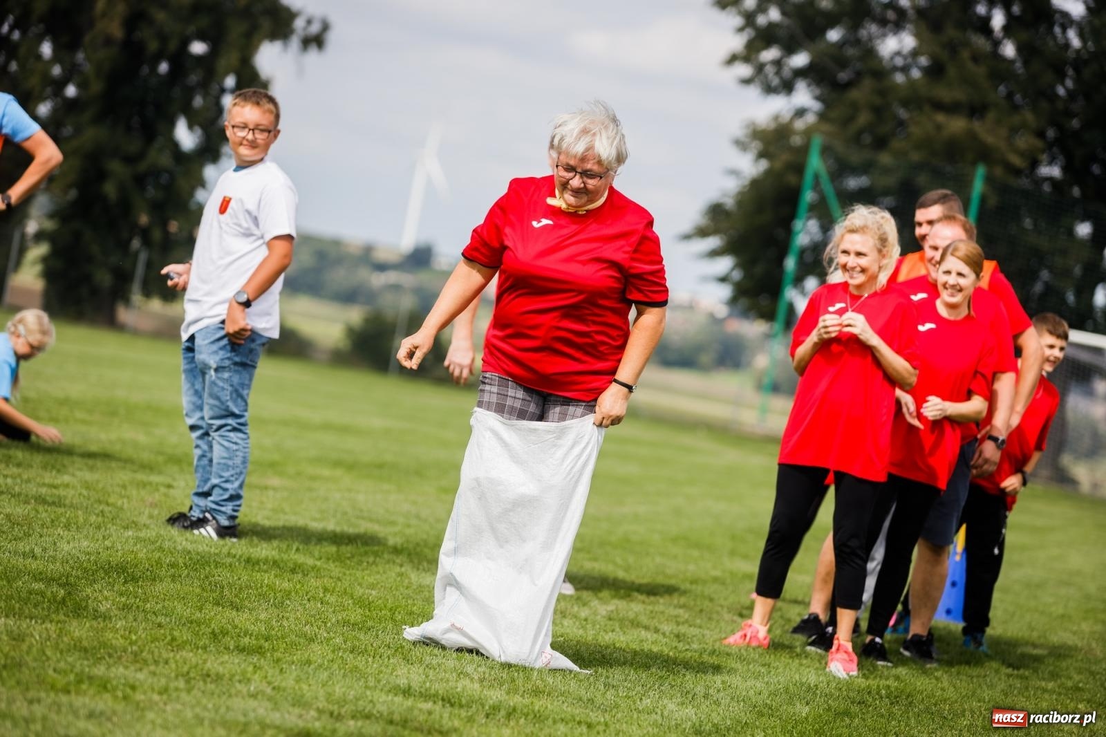 Zdjęcie w galerii na portalu naszraciborz.pl: W Borucinie nikt się nie oszczędzał. Polsko-czeski turniej sołectw [FOTO i WIDEO] wiadomości z regionu