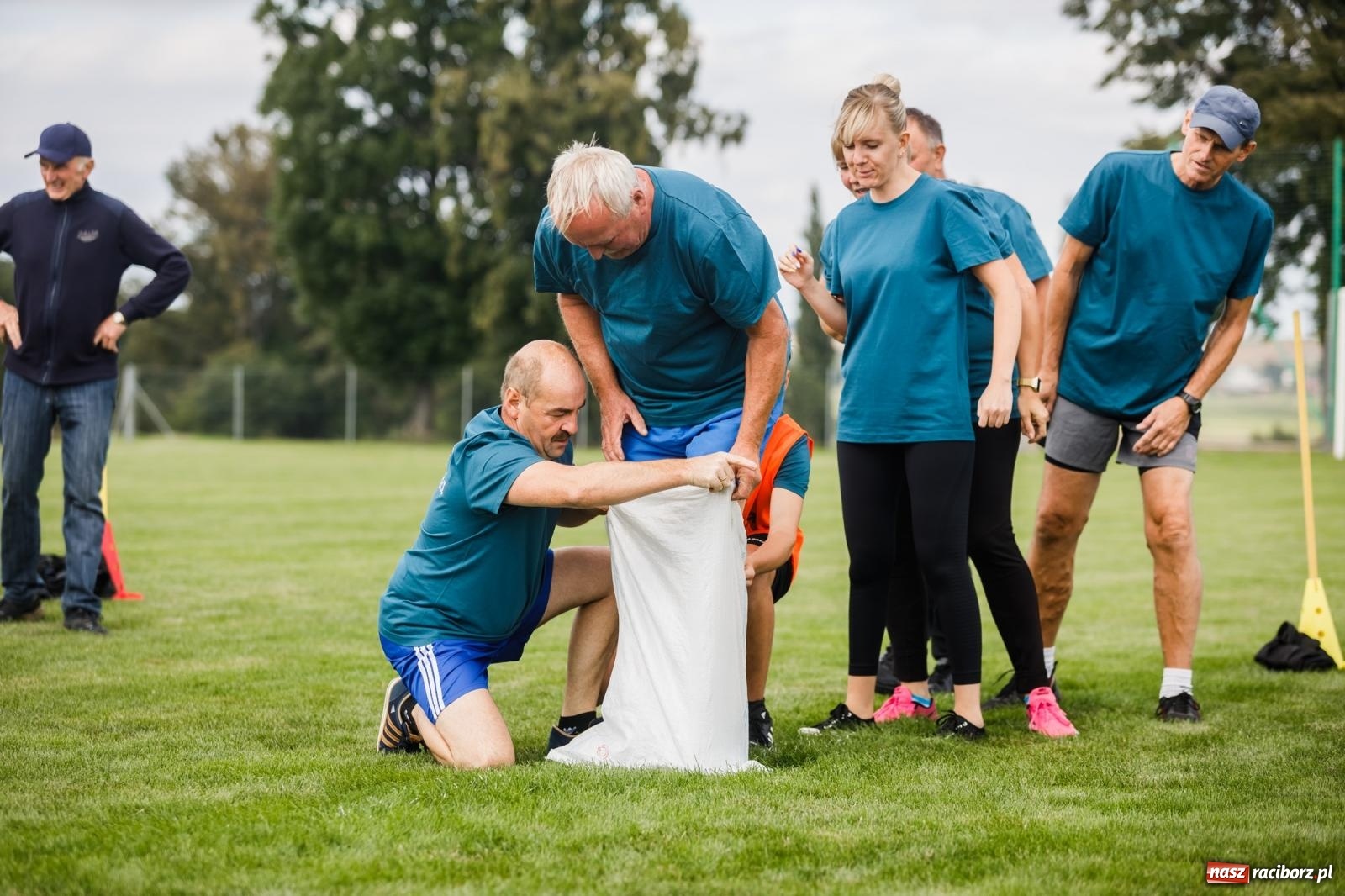 Zdjęcie w galerii na portalu naszraciborz.pl: W Borucinie nikt się nie oszczędzał. Polsko-czeski turniej sołectw [FOTO i WIDEO] wiadomości z regionu
