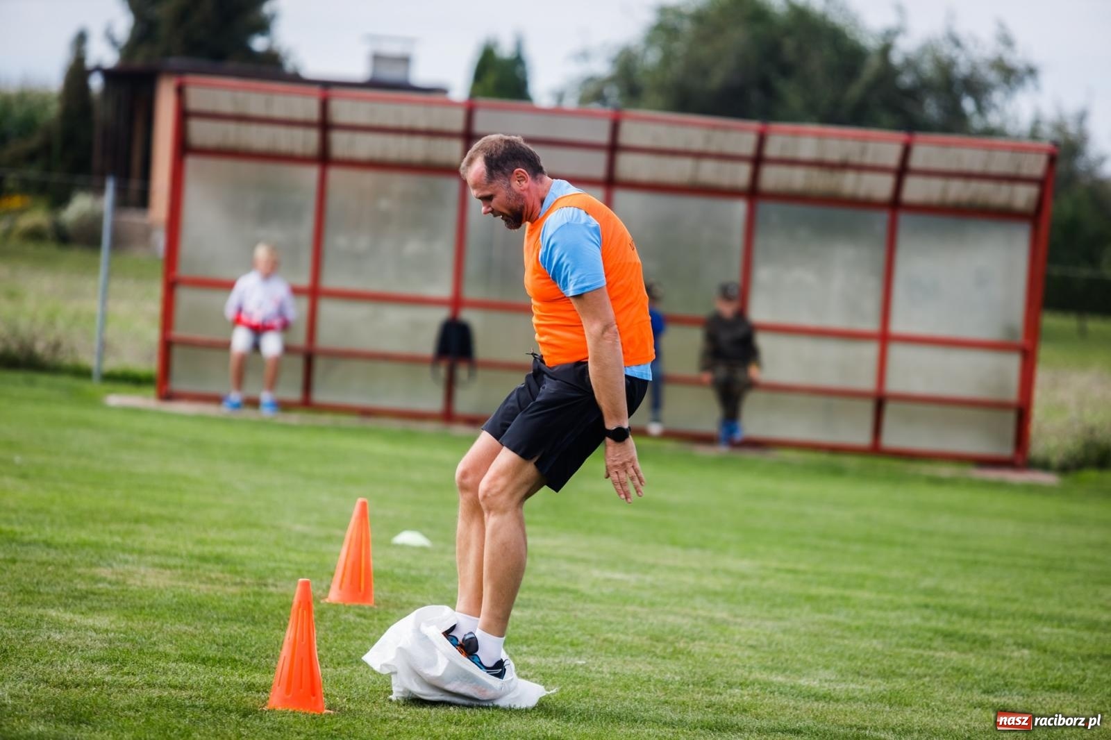 Zdjęcie w galerii na portalu naszraciborz.pl: W Borucinie nikt się nie oszczędzał. Polsko-czeski turniej sołectw [FOTO i WIDEO] wiadomości z regionu