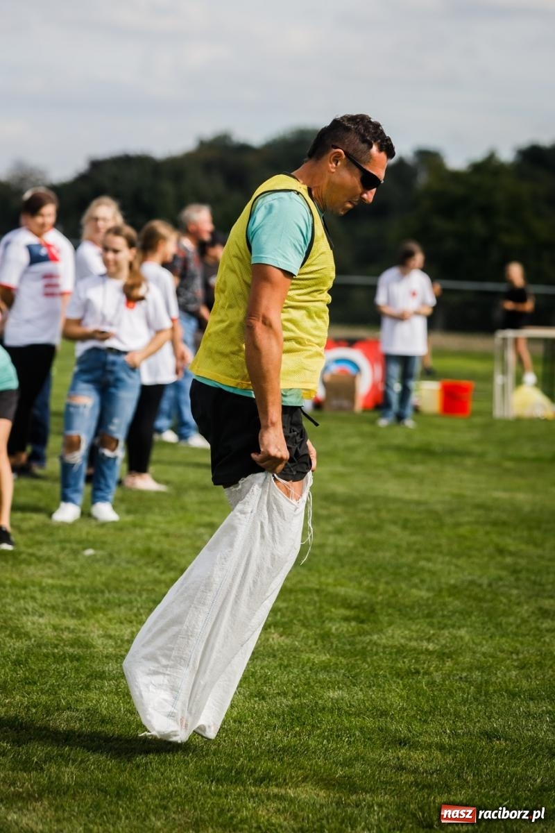 Zdjęcie w galerii na portalu naszraciborz.pl: W Borucinie nikt się nie oszczędzał. Polsko-czeski turniej sołectw [FOTO i WIDEO] wiadomości z regionu