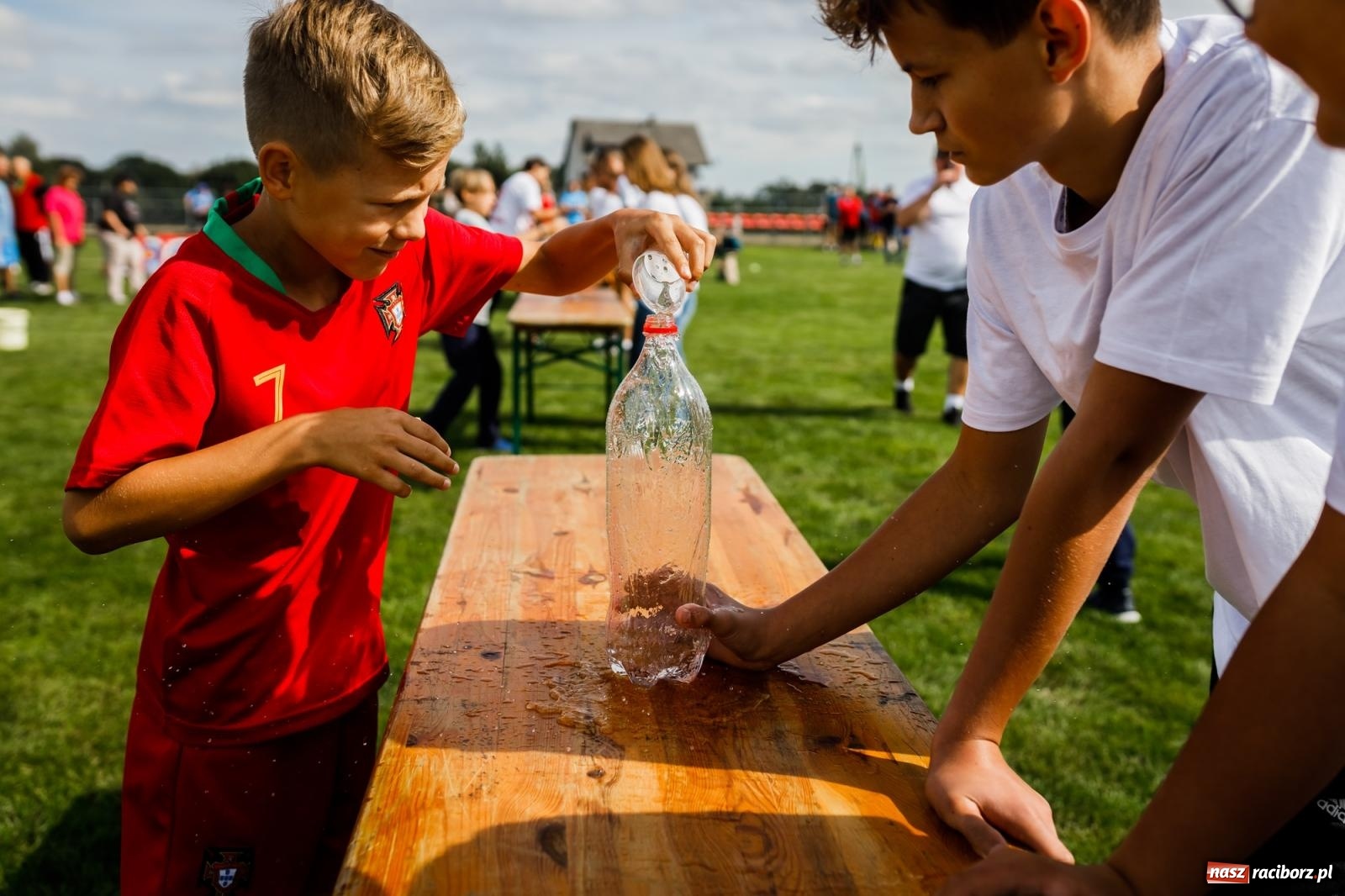 Zdjęcie w galerii na portalu naszraciborz.pl: W Borucinie nikt się nie oszczędzał. Polsko-czeski turniej sołectw [FOTO i WIDEO] wiadomości z regionu