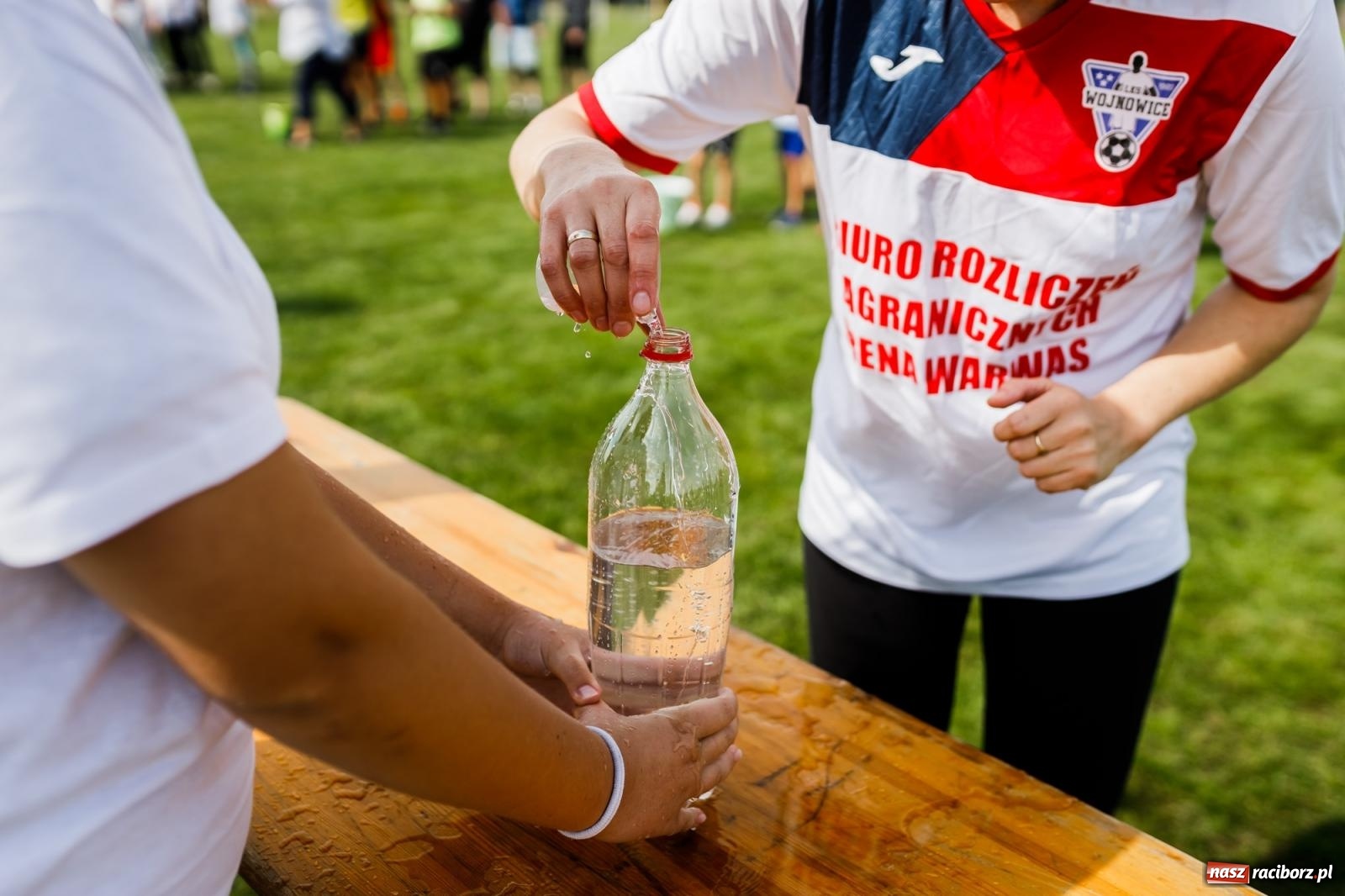 Zdjęcie w galerii na portalu naszraciborz.pl: W Borucinie nikt się nie oszczędzał. Polsko-czeski turniej sołectw [FOTO i WIDEO] wiadomości z regionu