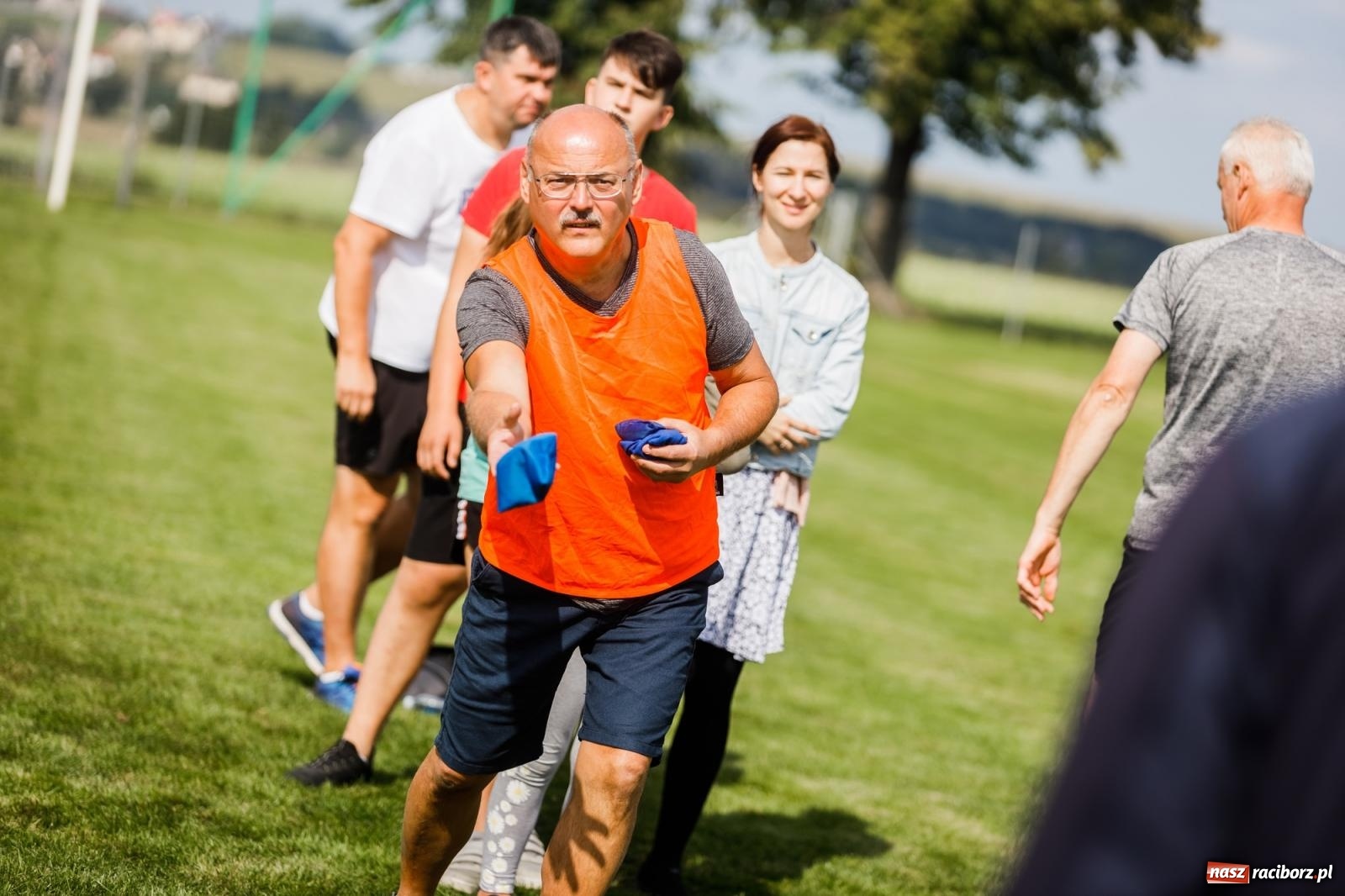 Zdjęcie w galerii na portalu naszraciborz.pl: W Borucinie nikt się nie oszczędzał. Polsko-czeski turniej sołectw [FOTO i WIDEO] wiadomości z regionu