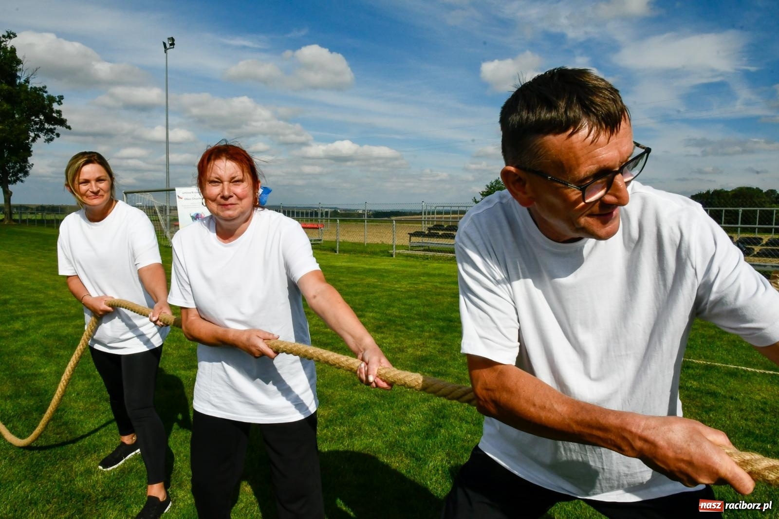 Zdjęcie w galerii na portalu naszraciborz.pl: W Borucinie nikt się nie oszczędzał. Polsko-czeski turniej sołectw [FOTO i WIDEO] wiadomości z regionu