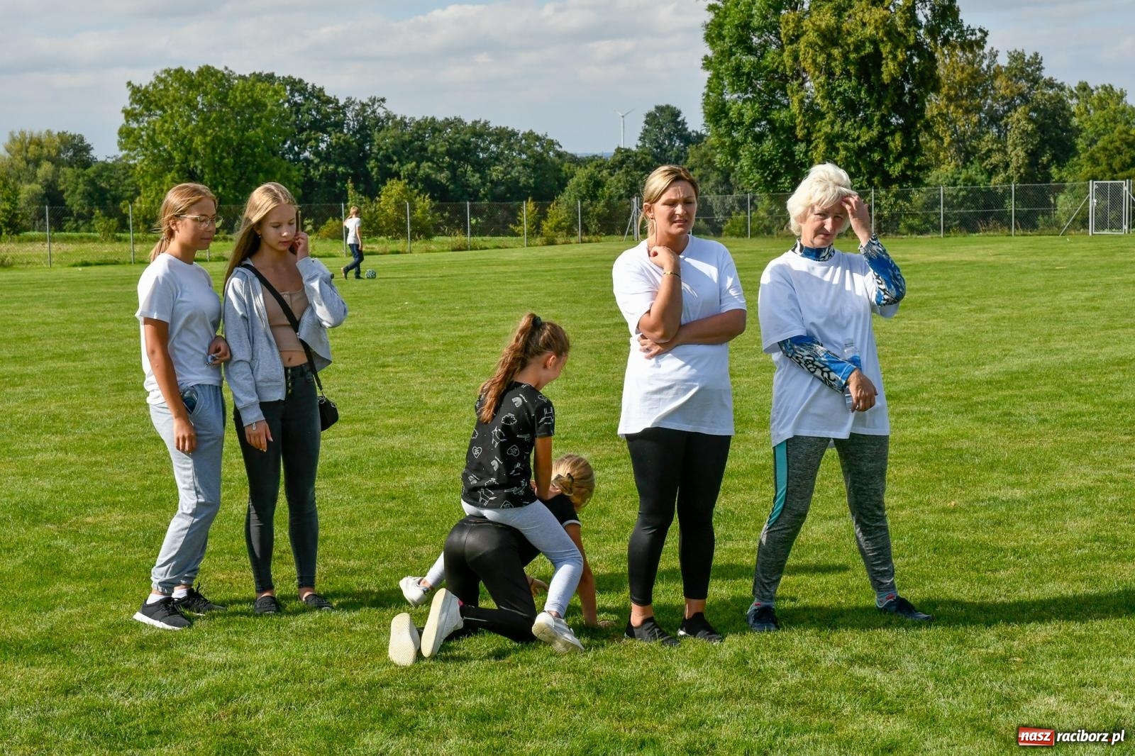 Zdjęcie w galerii na portalu naszraciborz.pl: W Borucinie nikt się nie oszczędzał. Polsko-czeski turniej sołectw [FOTO i WIDEO] wiadomości z regionu