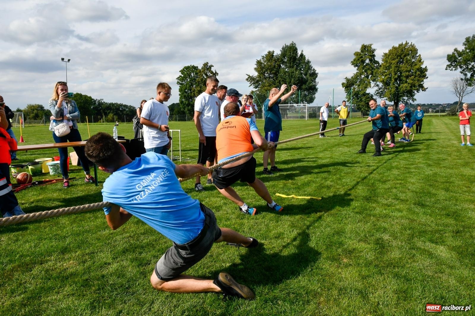 Zdjęcie w galerii na portalu naszraciborz.pl: W Borucinie nikt się nie oszczędzał. Polsko-czeski turniej sołectw [FOTO i WIDEO] wiadomości z regionu