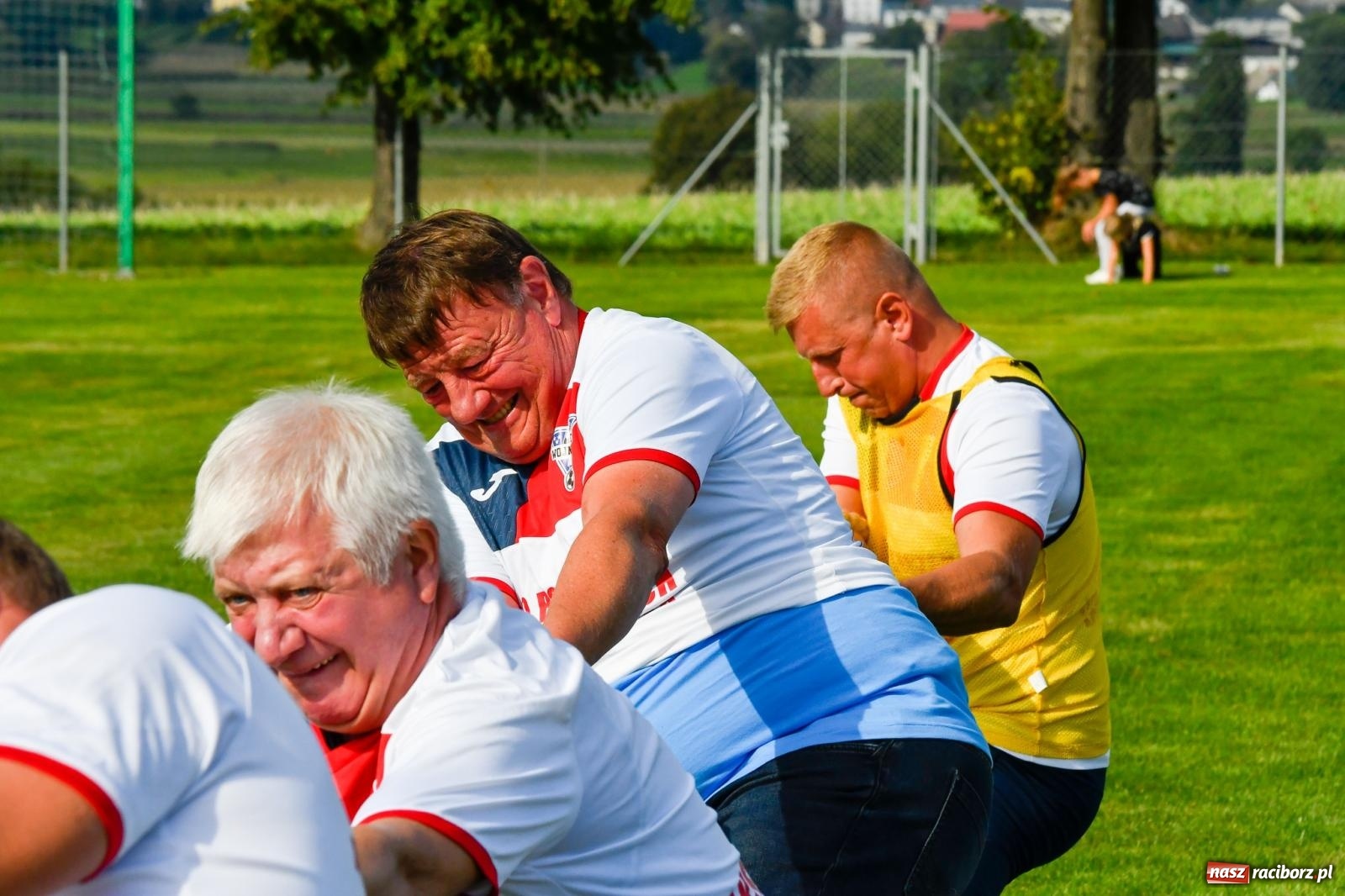 Zdjęcie w galerii na portalu naszraciborz.pl: W Borucinie nikt się nie oszczędzał. Polsko-czeski turniej sołectw [FOTO i WIDEO] wiadomości z regionu