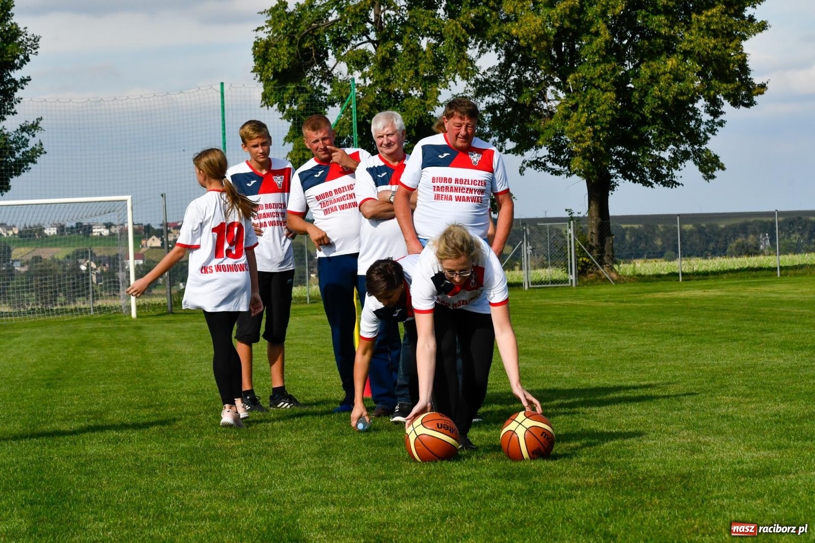 Zdjęcie w galerii na portalu naszraciborz.pl: W Borucinie nikt się nie oszczędzał. Polsko-czeski turniej sołectw [FOTO i WIDEO] wiadomości z regionu