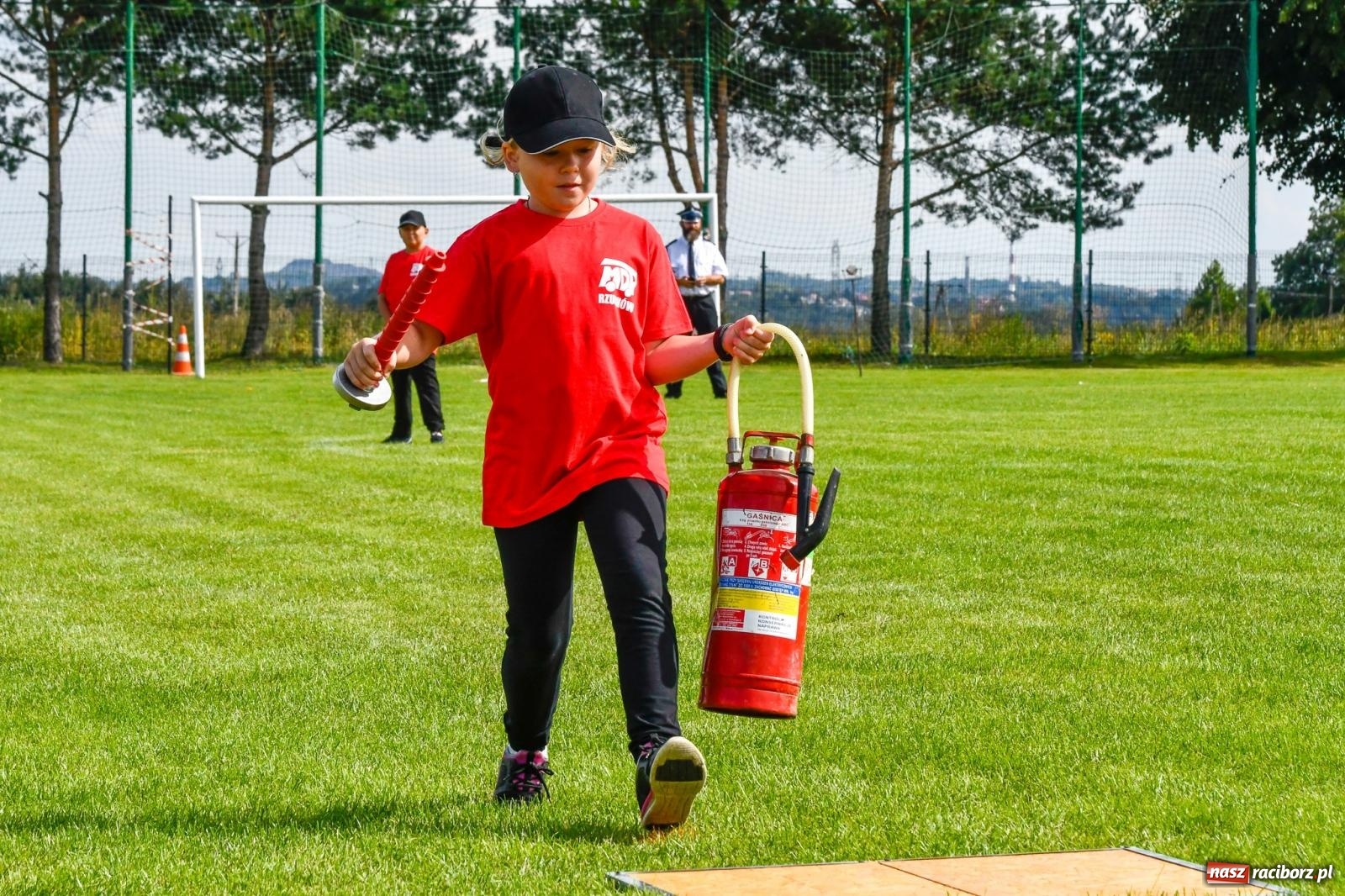 Zdjęcie w galerii na portalu naszraciborz.pl: OSP Pogrzebień z Pucharem Wójta. Ekspresowe zawody z dwoma wpadkami [FOTO i WIDEO] wiadomości z regionu