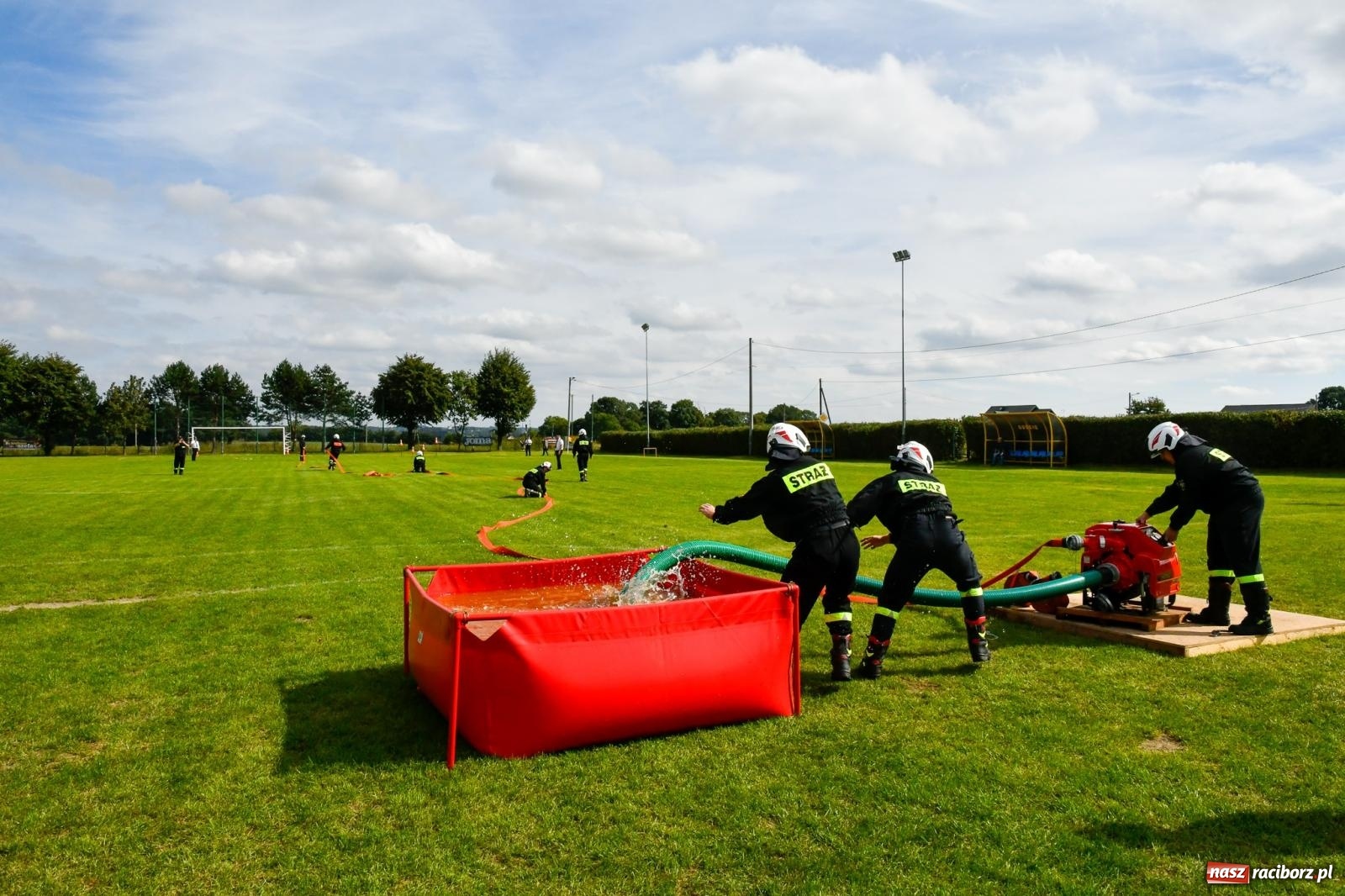 Zdjęcie w galerii na portalu naszraciborz.pl: OSP Pogrzebień z Pucharem Wójta. Ekspresowe zawody z dwoma wpadkami [FOTO i WIDEO] wiadomości z regionu