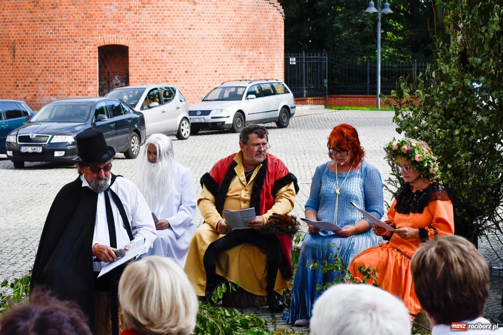 Zdjęcie w galerii na portalu naszraciborz.pl: Ballady i romanse, czyli Narodowe Czytanie na raciborskim zamku [FOTO i WIDEO] wiadomości z regionu