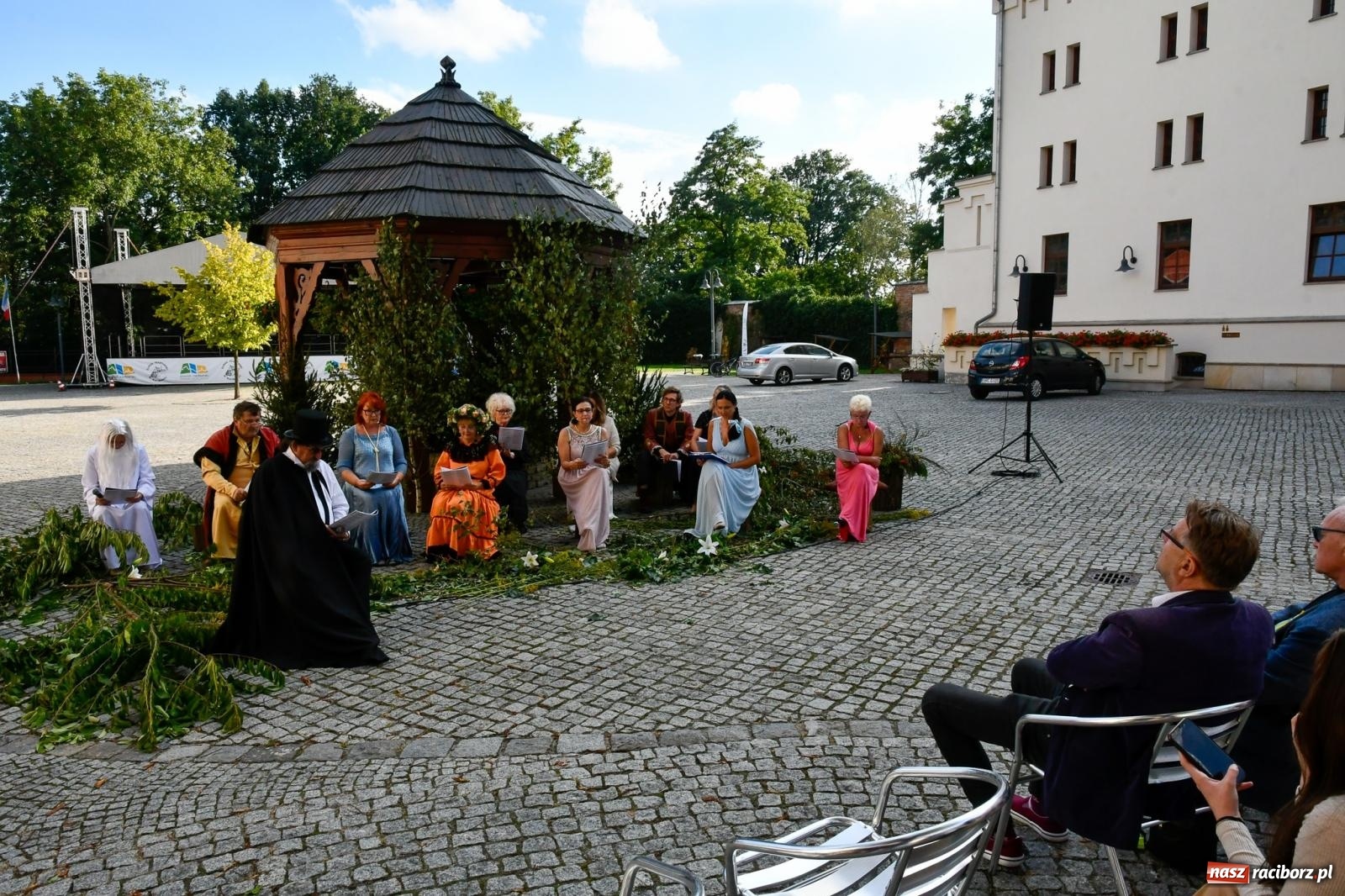 Zdjęcie w galerii na portalu naszraciborz.pl: Ballady i romanse, czyli Narodowe Czytanie na raciborskim zamku [FOTO i WIDEO] wiadomości z regionu