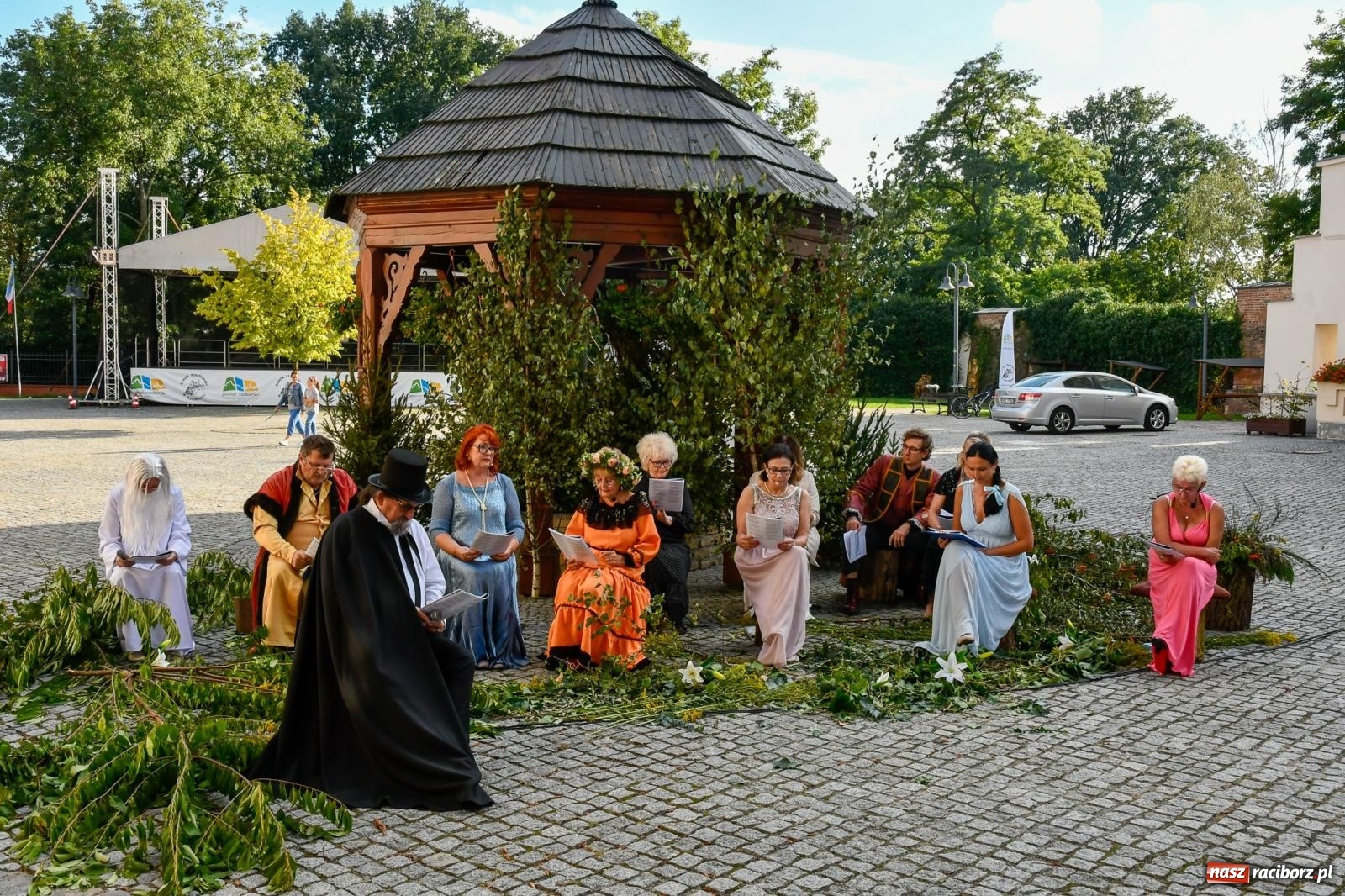 Zdjęcie w galerii na portalu naszraciborz.pl: Ballady i romanse, czyli Narodowe Czytanie na raciborskim zamku [FOTO i WIDEO] wiadomości z regionu
