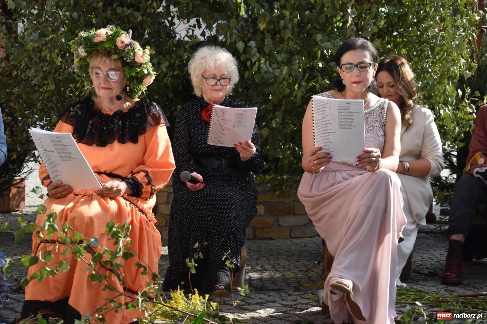 Zdjęcie w galerii na portalu naszraciborz.pl: Ballady i romanse, czyli Narodowe Czytanie na raciborskim zamku [FOTO i WIDEO] wiadomości z regionu