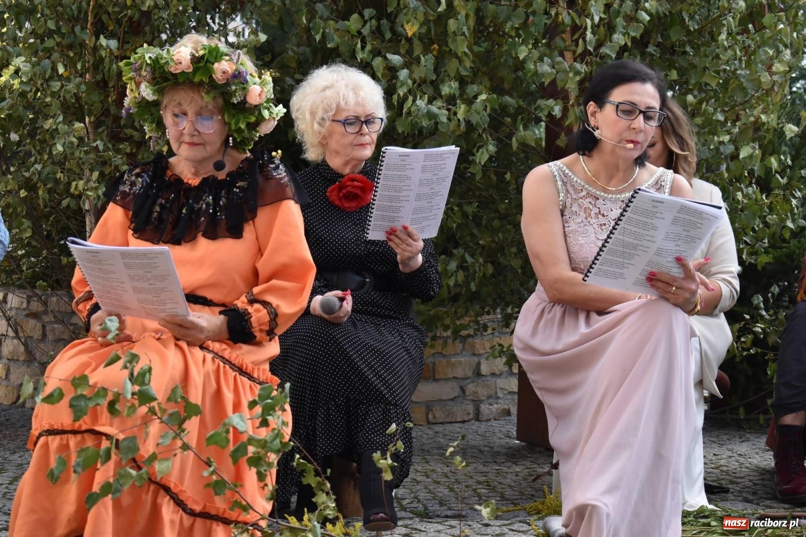 Zdjęcie w galerii na portalu naszraciborz.pl: Ballady i romanse, czyli Narodowe Czytanie na raciborskim zamku [FOTO i WIDEO] wiadomości z regionu