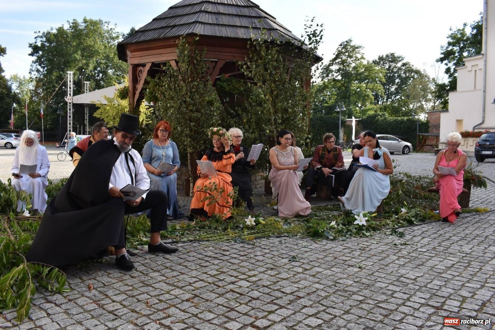 Zdjęcie w galerii na portalu naszraciborz.pl: Ballady i romanse, czyli Narodowe Czytanie na raciborskim zamku [FOTO i WIDEO] wiadomości z regionu