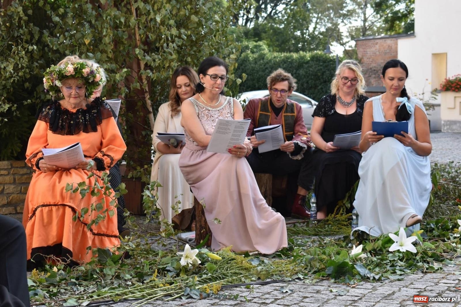 Zdjęcie w galerii na portalu naszraciborz.pl: Ballady i romanse, czyli Narodowe Czytanie na raciborskim zamku [FOTO i WIDEO] wiadomości z regionu
