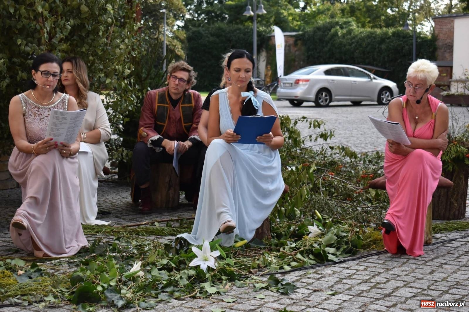 Zdjęcie w galerii na portalu naszraciborz.pl: Ballady i romanse, czyli Narodowe Czytanie na raciborskim zamku [FOTO i WIDEO] wiadomości z regionu
