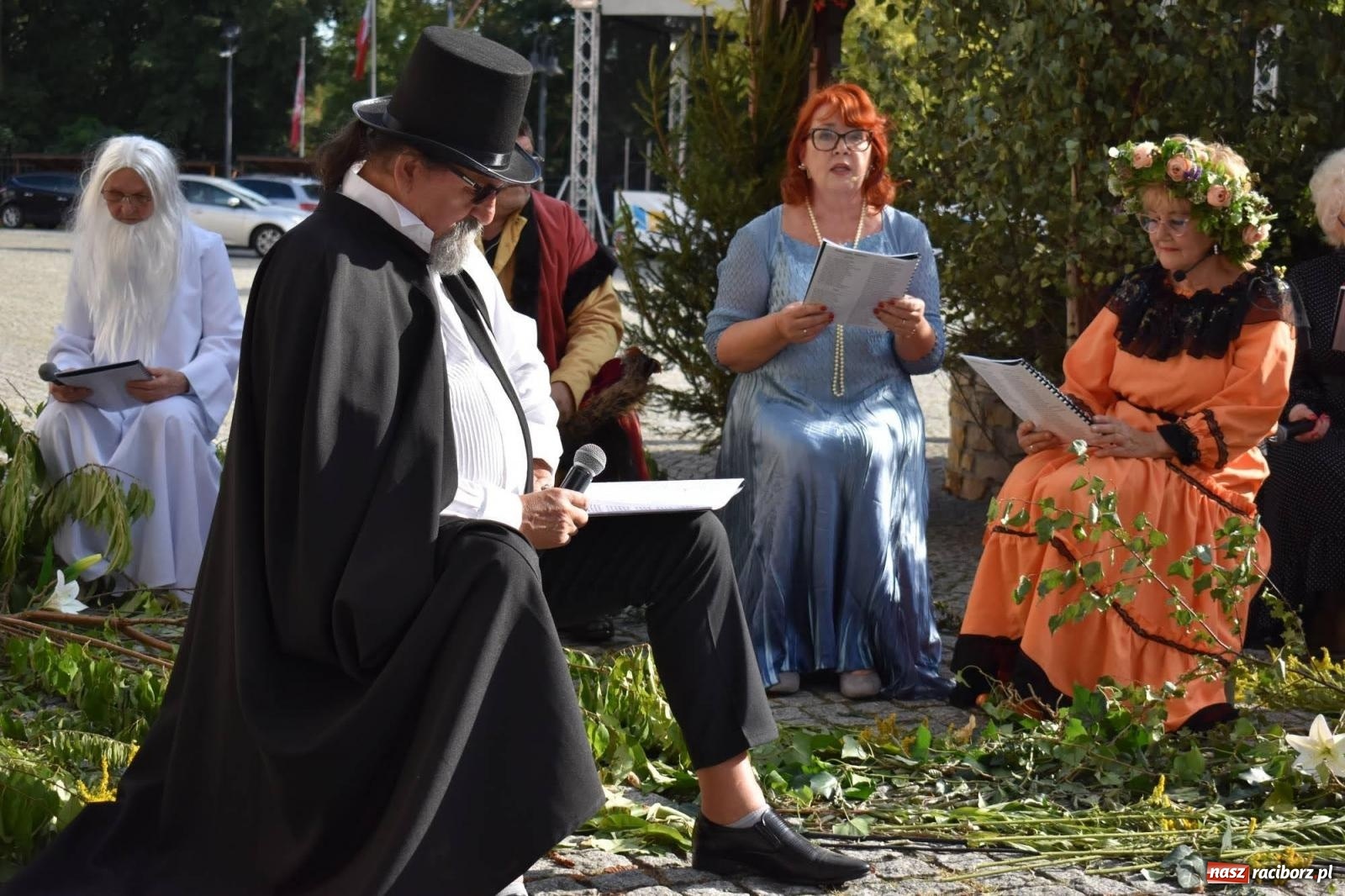 Zdjęcie w galerii na portalu naszraciborz.pl: Ballady i romanse, czyli Narodowe Czytanie na raciborskim zamku [FOTO i WIDEO] wiadomości z regionu