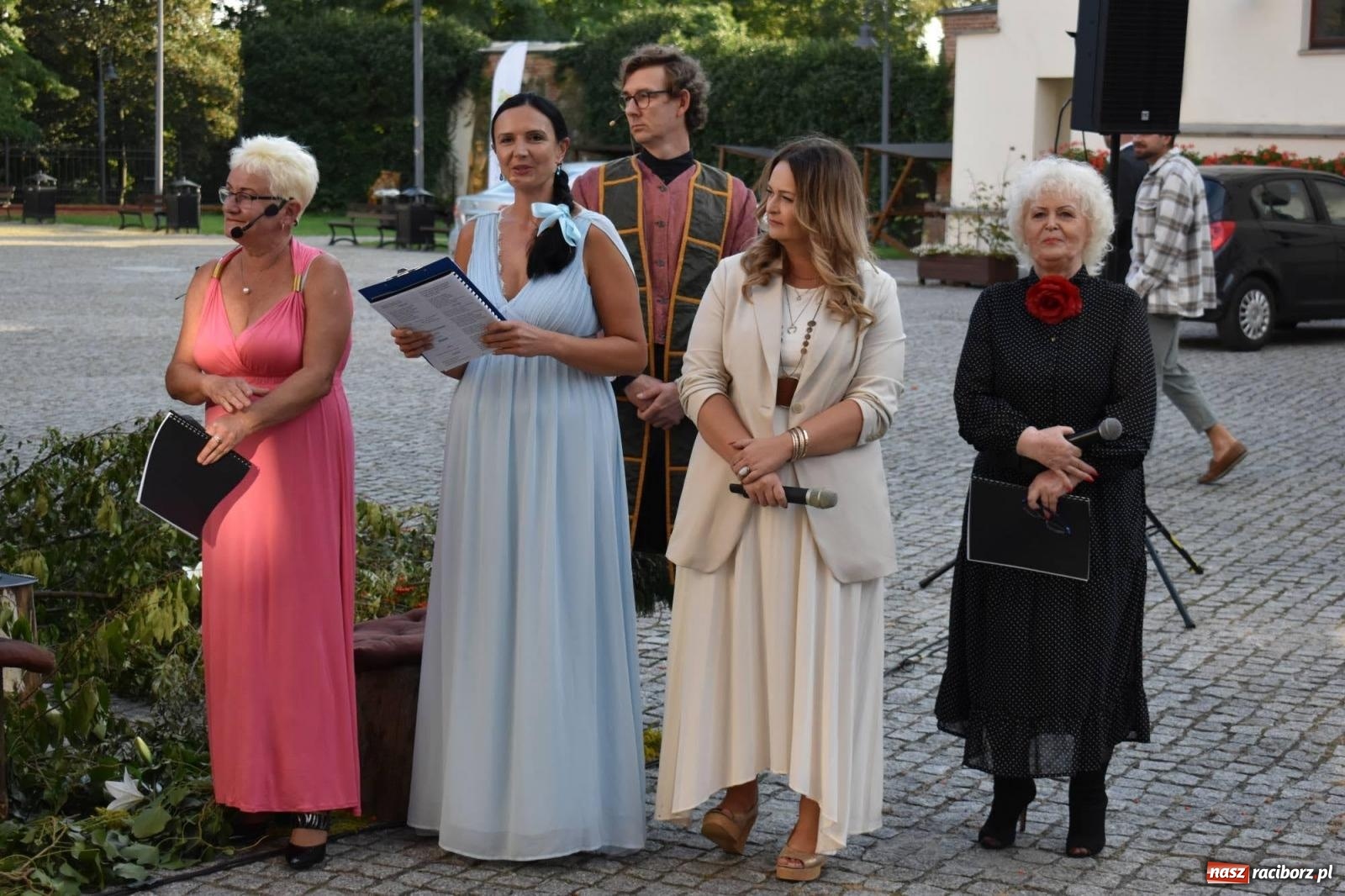 Zdjęcie w galerii na portalu naszraciborz.pl: Ballady i romanse, czyli Narodowe Czytanie na raciborskim zamku [FOTO i WIDEO] wiadomości z regionu