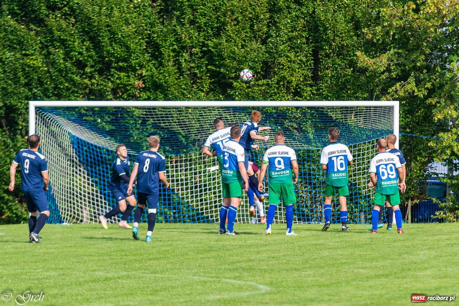 Zdjęcie w galerii na portalu naszraciborz.pl: B klasa. Górki Śląskie wykoleiły ocicką Lokomotywę [FOTO] wiadomości z regionu