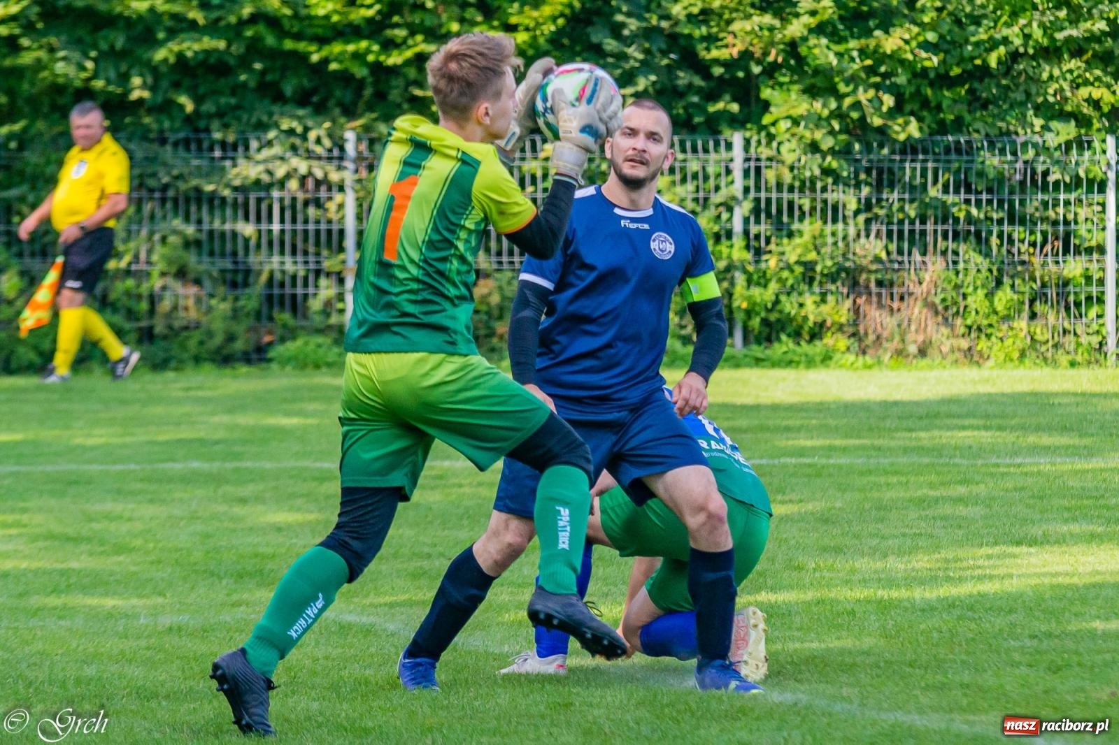 Zdjęcie w galerii na portalu naszraciborz.pl: B klasa. Górki Śląskie wykoleiły ocicką Lokomotywę [FOTO] wiadomości z regionu