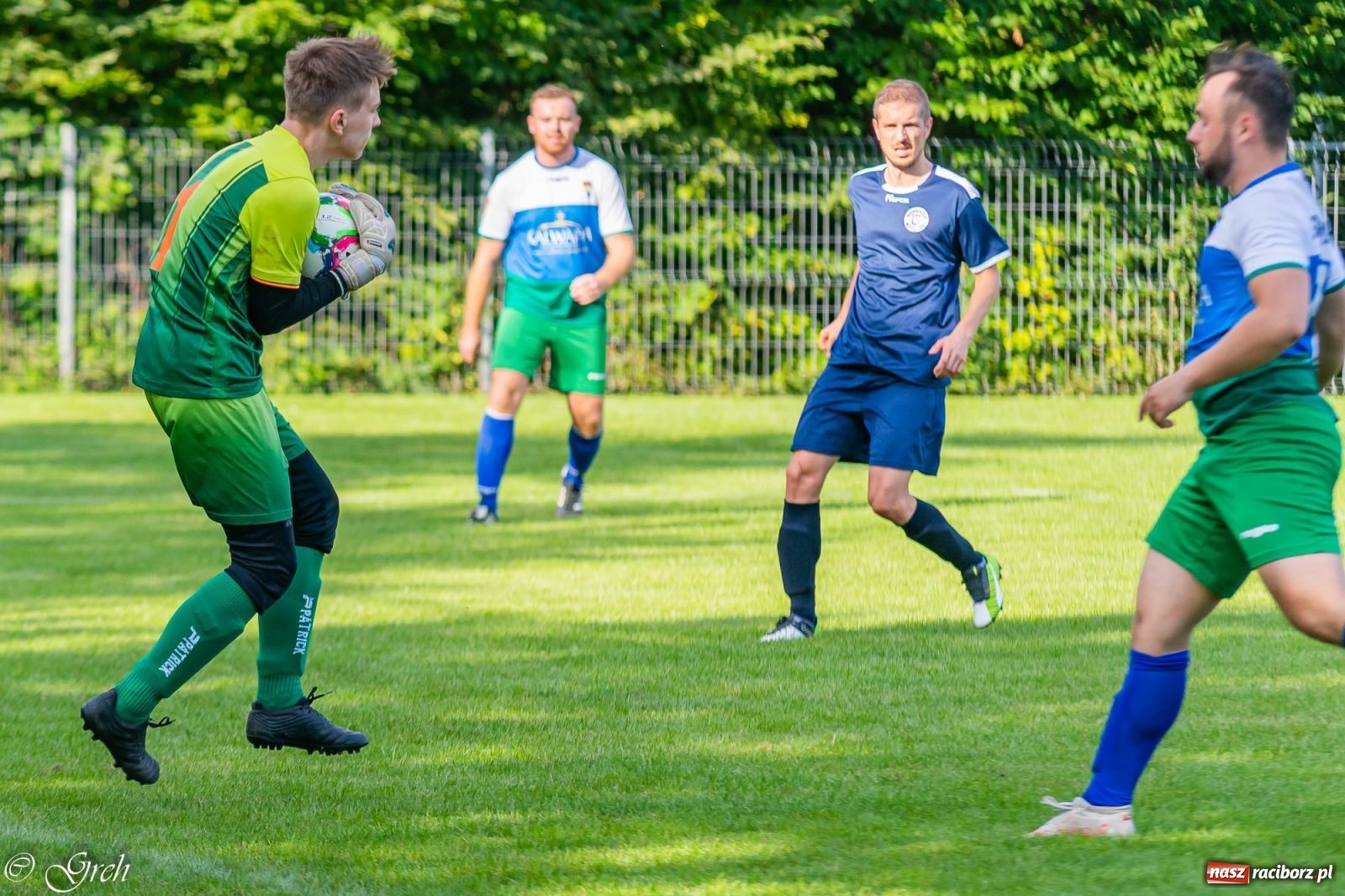 Zdjęcie w galerii na portalu naszraciborz.pl: B klasa. Górki Śląskie wykoleiły ocicką Lokomotywę [FOTO] wiadomości z regionu