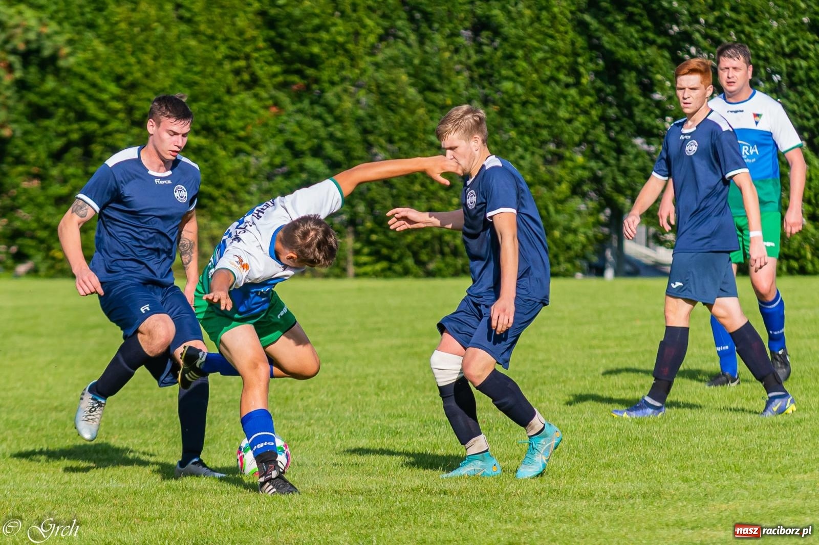 Zdjęcie w galerii na portalu naszraciborz.pl: B klasa. Górki Śląskie wykoleiły ocicką Lokomotywę [FOTO] wiadomości z regionu